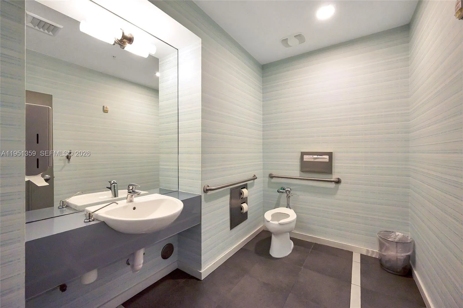 1900 N Bayshore Dr, Miami, Florida 33132, Miami, Florida 33132, ,Commercial Lease,For Rent,1900 N Bayshore Dr, Miami, Florida 33132,A11951359