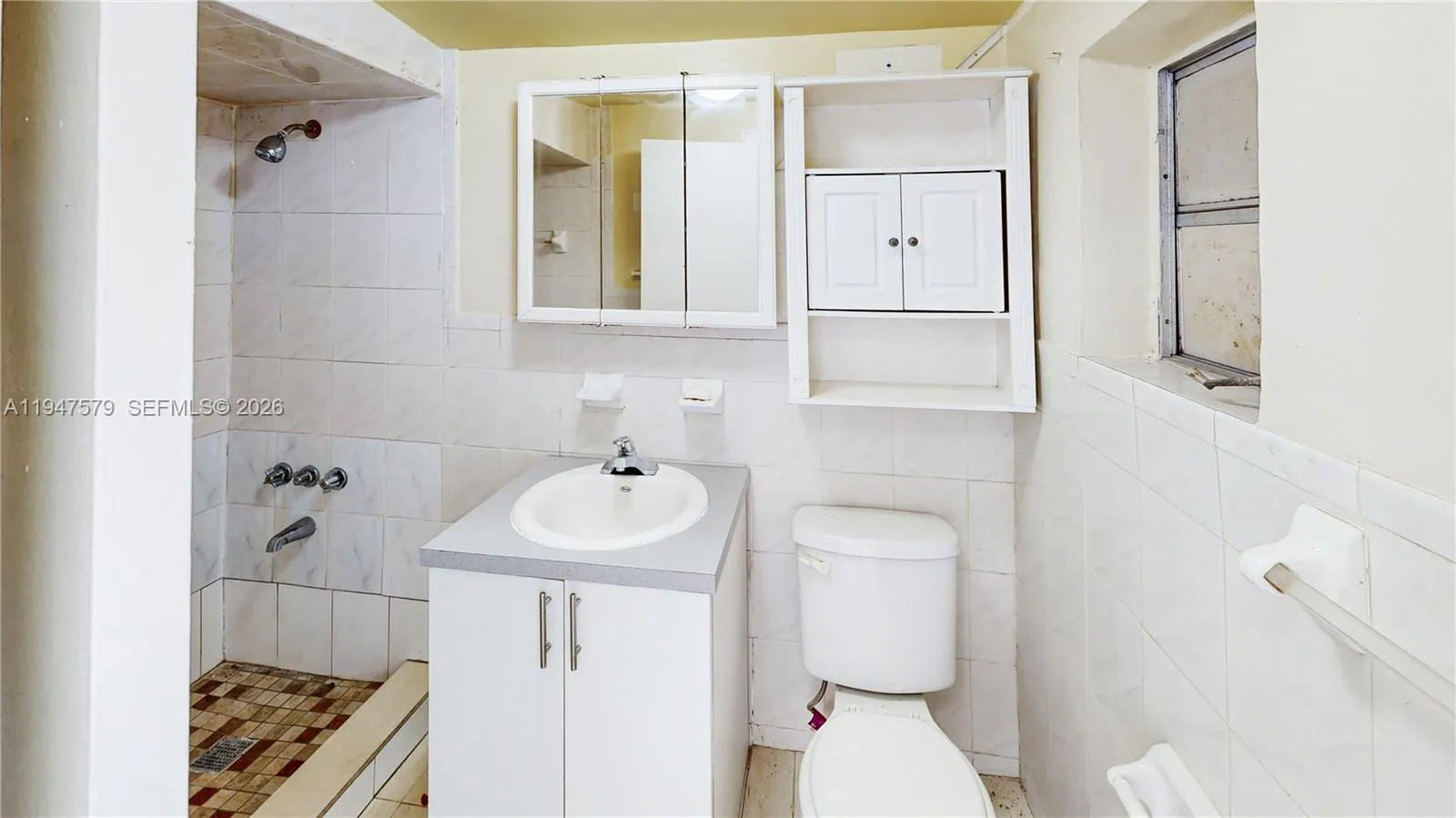 151 W 44th St, Hialeah, Florida 33012, Hialeah, Florida 33012, ,Residential Income,For Sale,151 W 44th St, Hialeah, Florida 33012,A11947579