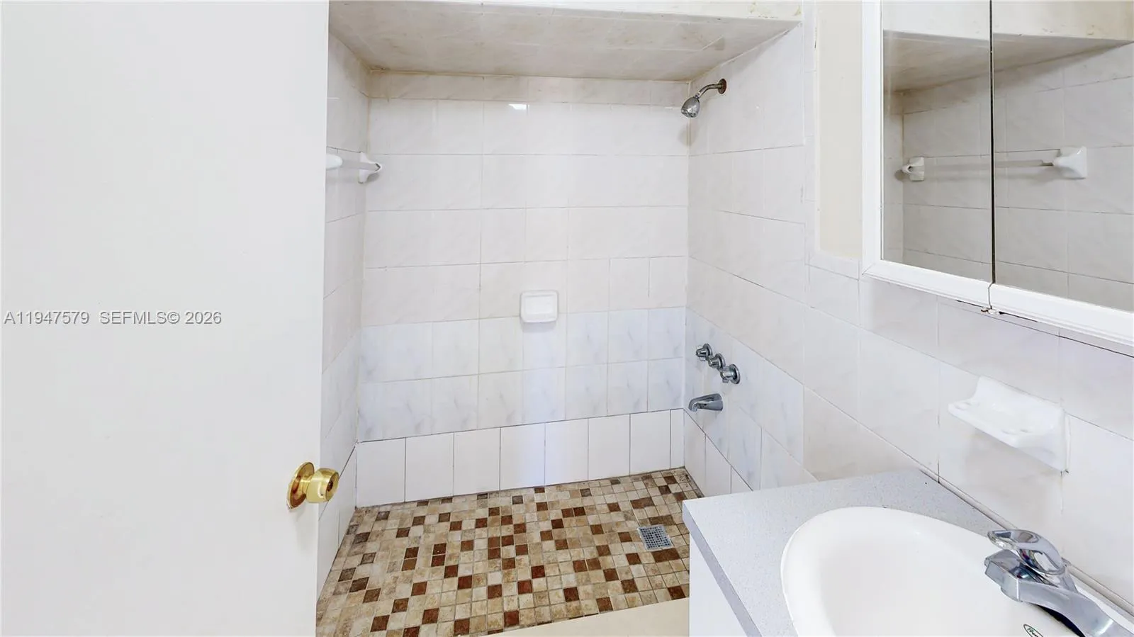 151 W 44th St, Hialeah, Florida 33012, Hialeah, Florida 33012, ,Residential Income,For Sale,151 W 44th St, Hialeah, Florida 33012,A11947579