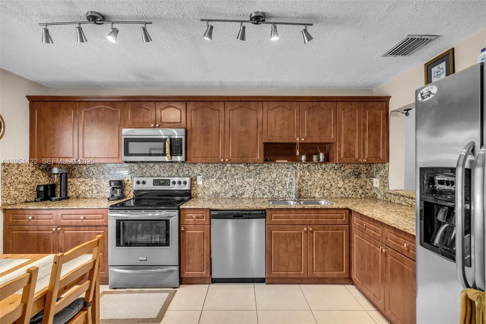 1210 Nw 99th Ave 66, Pembroke Pines, Florida 33024, Pembroke Pines, Florida 33024, 3 Bedrooms Bedrooms, ,2 BathroomsBathrooms,Residential,For Sale,1210 Nw 99th Ave 66, Pembroke Pines, Florida 33024,A11951422