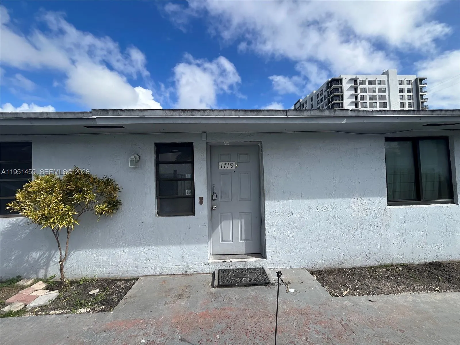 1719 Nw 16th St A, Miami, Florida 33125, Miami, Florida 33125, 2 Bedrooms Bedrooms, ,1 BathroomBathrooms,Residential Lease,For Rent,1719 Nw 16th St A, Miami, Florida 33125,A11951455 1719 Nw 16th St A, Miami, Florida 33125, Miami, Florida 33125, 2 Bedrooms Bedrooms, ,1 BathroomBathrooms,Residential Lease,For Rent,1719 Nw 16th St A, Miami, Florida 33125,A11951455