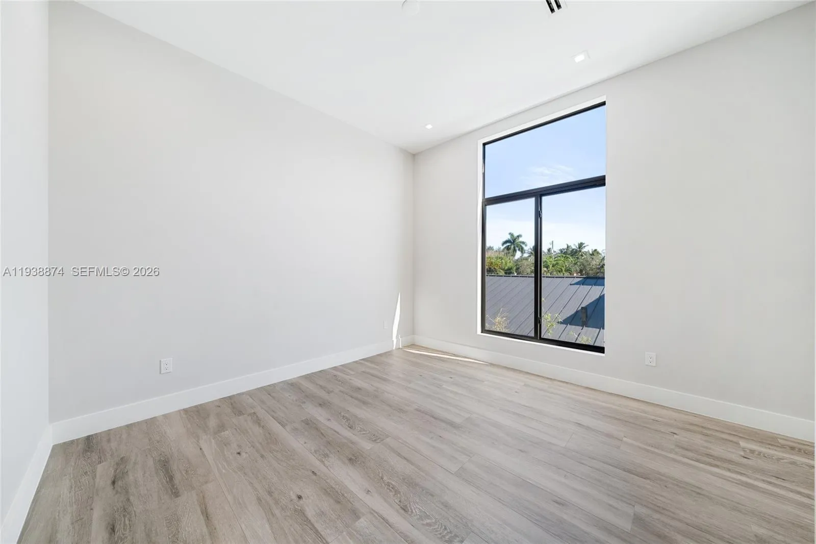 1117 Se 9th St, Fort Lauderdale, Florida 33316, Fort Lauderdale, Florida 33316, 6 Bedrooms Bedrooms, ,4 BathroomsBathrooms,Residential,For Sale,1117 Se 9th St, Fort Lauderdale, Florida 33316,A11938874