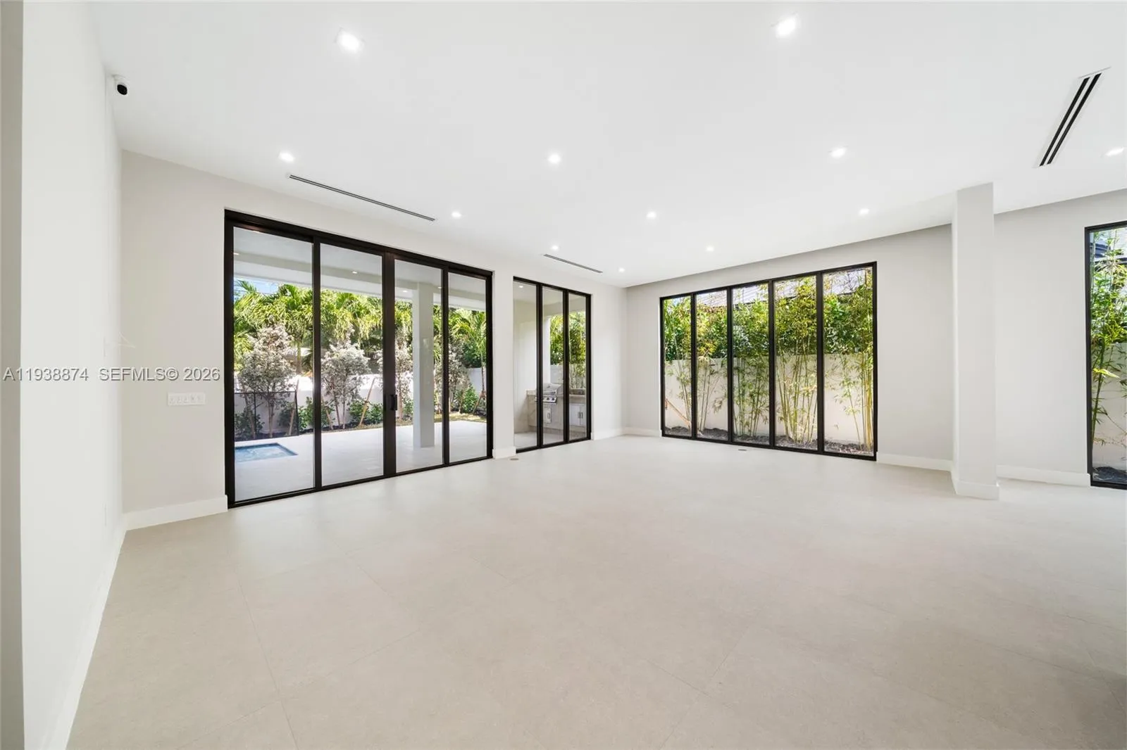 1117 Se 9th St, Fort Lauderdale, Florida 33316, Fort Lauderdale, Florida 33316, 6 Bedrooms Bedrooms, ,4 BathroomsBathrooms,Residential,For Sale,1117 Se 9th St, Fort Lauderdale, Florida 33316,A11938874