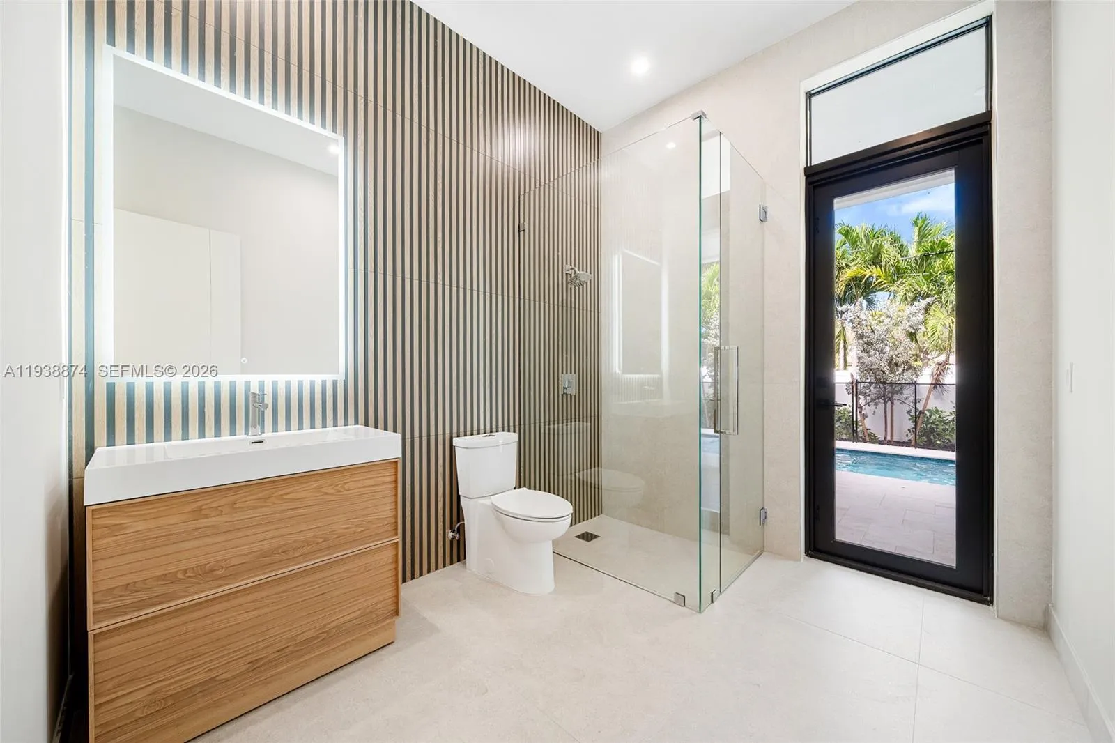 1117 Se 9th St, Fort Lauderdale, Florida 33316, Fort Lauderdale, Florida 33316, 6 Bedrooms Bedrooms, ,4 BathroomsBathrooms,Residential,For Sale,1117 Se 9th St, Fort Lauderdale, Florida 33316,A11938874