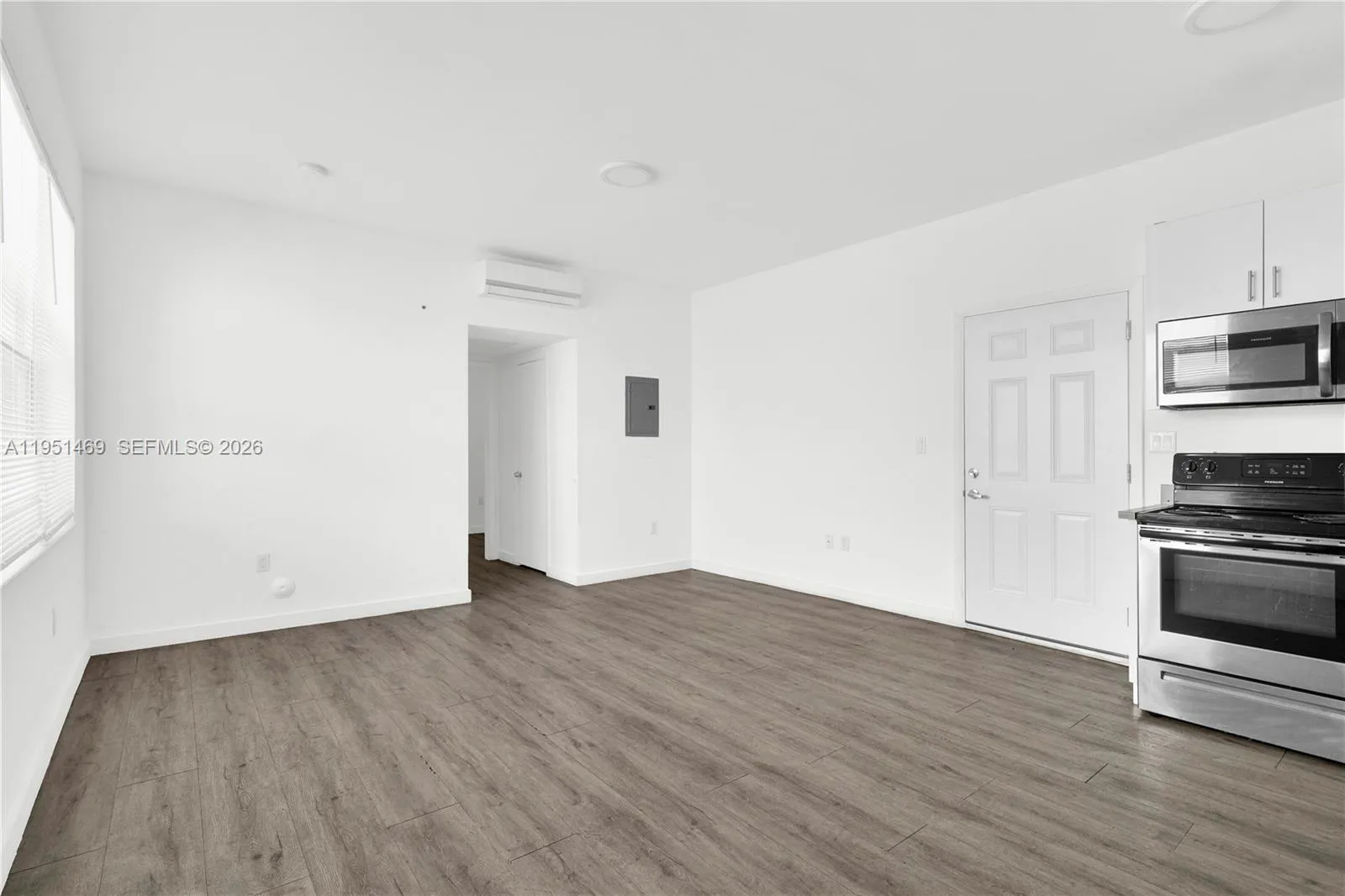 402 Nw 12th Ave 202, Miami, Florida 33128, Miami, Florida 33128, 1 Bedroom Bedrooms, ,1 BathroomBathrooms,Residential Lease,For Rent,402 Nw 12th Ave 202, Miami, Florida 33128,A11951469