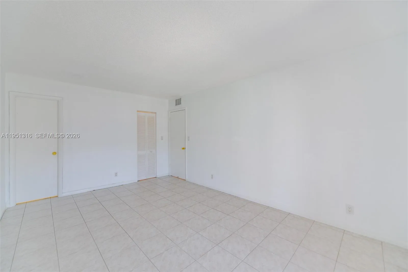 3071 Nw 47th Ter 321, Lauderdale Lakes, Florida 33, Lauderdale Lakes, Florida 33313, 2 Bedrooms Bedrooms, ,2 BathroomsBathrooms,Residential,For Sale,3071 Nw 47th Ter 321, Lauderdale Lakes, Florida 33,A11951316