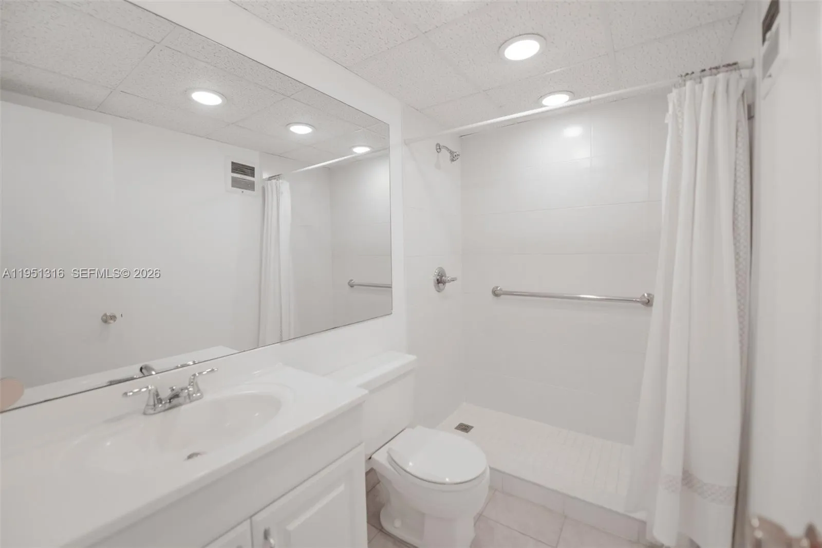 3071 Nw 47th Ter 321, Lauderdale Lakes, Florida 33, Lauderdale Lakes, Florida 33313, 2 Bedrooms Bedrooms, ,2 BathroomsBathrooms,Residential,For Sale,3071 Nw 47th Ter 321, Lauderdale Lakes, Florida 33,A11951316