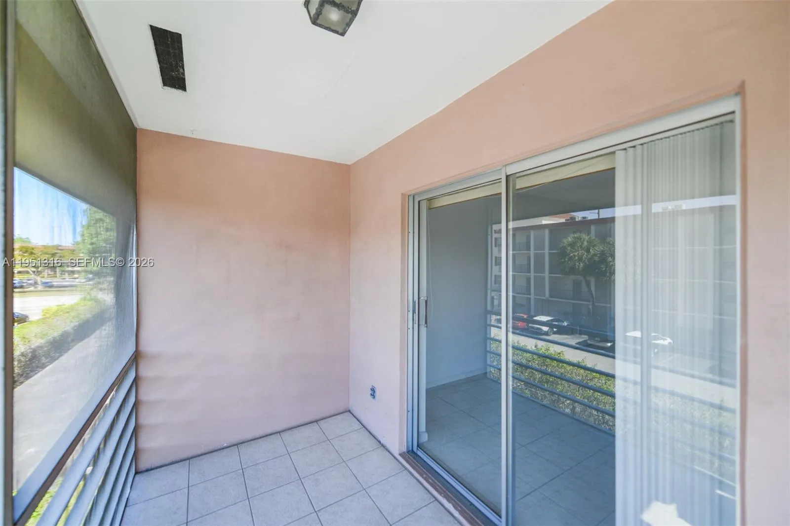 3071 Nw 47th Ter 321, Lauderdale Lakes, Florida 33, Lauderdale Lakes, Florida 33313, 2 Bedrooms Bedrooms, ,2 BathroomsBathrooms,Residential,For Sale,3071 Nw 47th Ter 321, Lauderdale Lakes, Florida 33,A11951316