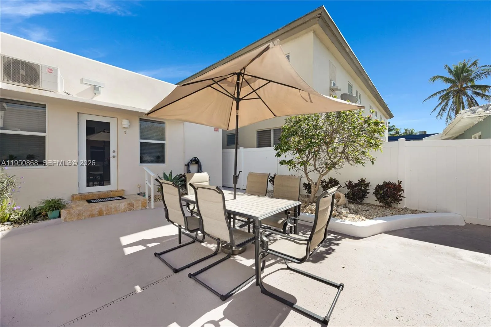 320 New York St, Hollywood, Florida 33019, Hollywood, Florida 33019, ,Commercial Sale,For Sale,320 New York St, Hollywood, Florida 33019,A11950868