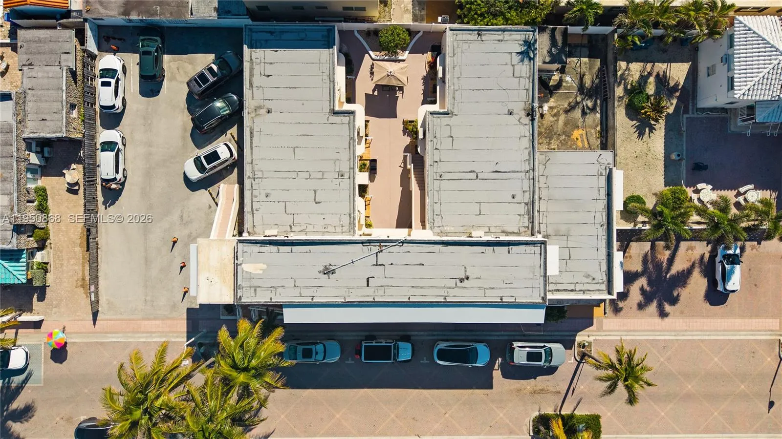 320 New York St, Hollywood, Florida 33019, Hollywood, Florida 33019, ,Commercial Sale,For Sale,320 New York St, Hollywood, Florida 33019,A11950868