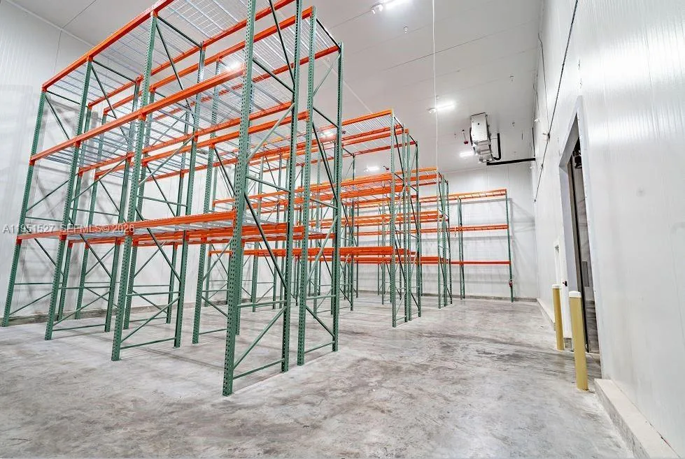 11305 Nw 122nd St, Medley, Florida 33178, Medley, Florida 33178, ,Commercial Lease,For Rent,11305 Nw 122nd St, Medley, Florida 33178,A11951527