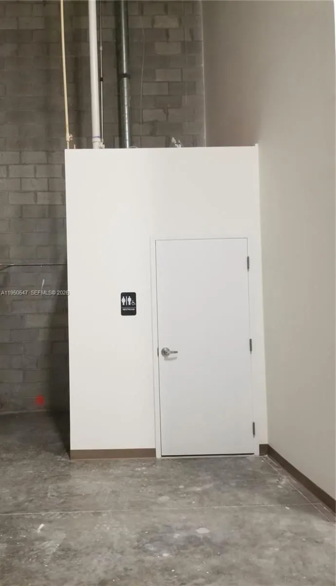 10891 Nw 17th St 132, Sweetwater, Florida 33172, Sweetwater, Florida 33172, ,Commercial Lease,For Rent,10891 Nw 17th St 132, Sweetwater, Florida 33172,A11950547