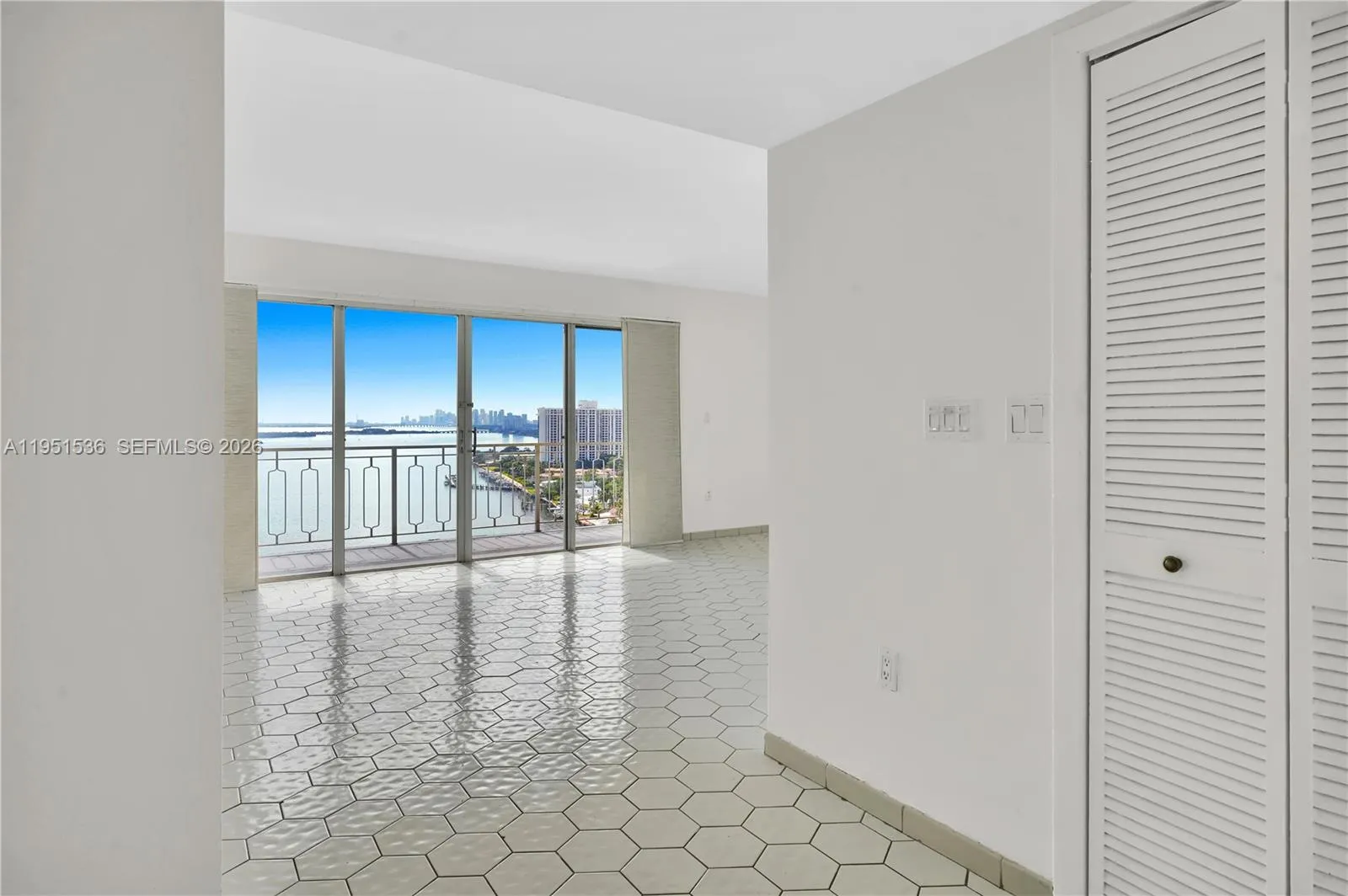 11111 Biscayne Blvd 21c, Miami, Florida 33181, Miami, Florida 33181, 2 Bedrooms Bedrooms, ,2 BathroomsBathrooms,Residential,For Sale,11111 Biscayne Blvd 21c, Miami, Florida 33181,A11951536