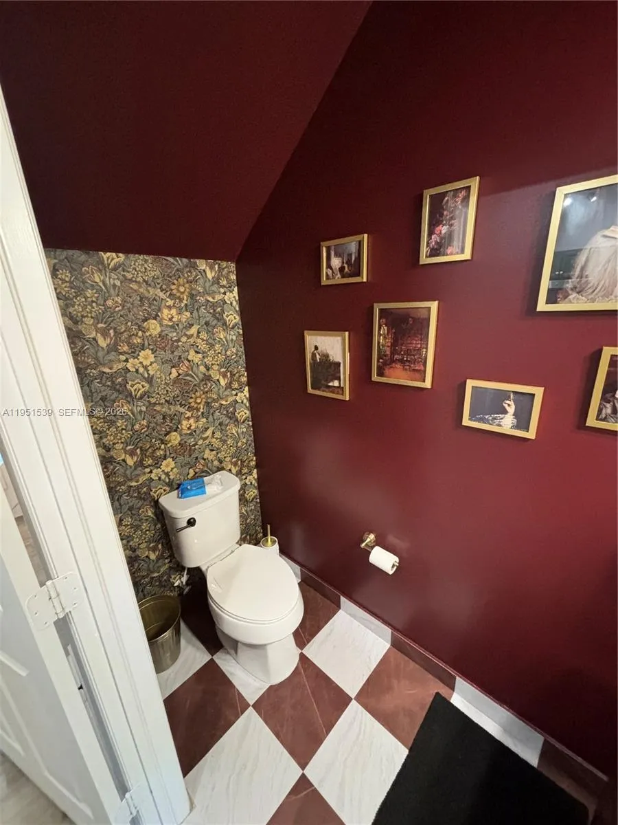 2819 Se 1st Dr 8, Homestead, Florida 33033, Homestead, Florida 33033, 3 Bedrooms Bedrooms, ,2 BathroomsBathrooms,Residential,For Sale,2819 Se 1st Dr 8, Homestead, Florida 33033,A11951539