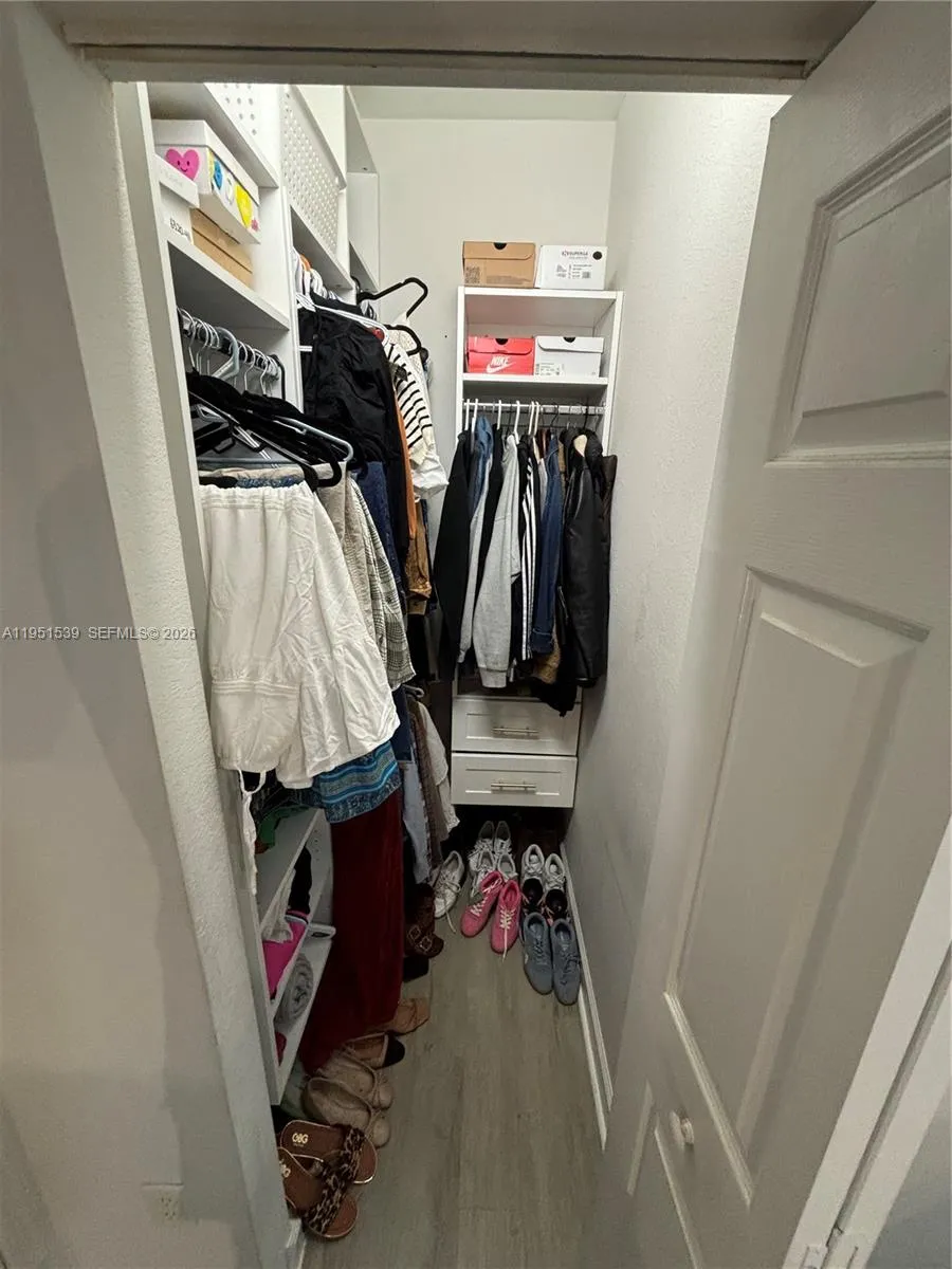 2819 Se 1st Dr 8, Homestead, Florida 33033, Homestead, Florida 33033, 3 Bedrooms Bedrooms, ,2 BathroomsBathrooms,Residential,For Sale,2819 Se 1st Dr 8, Homestead, Florida 33033,A11951539