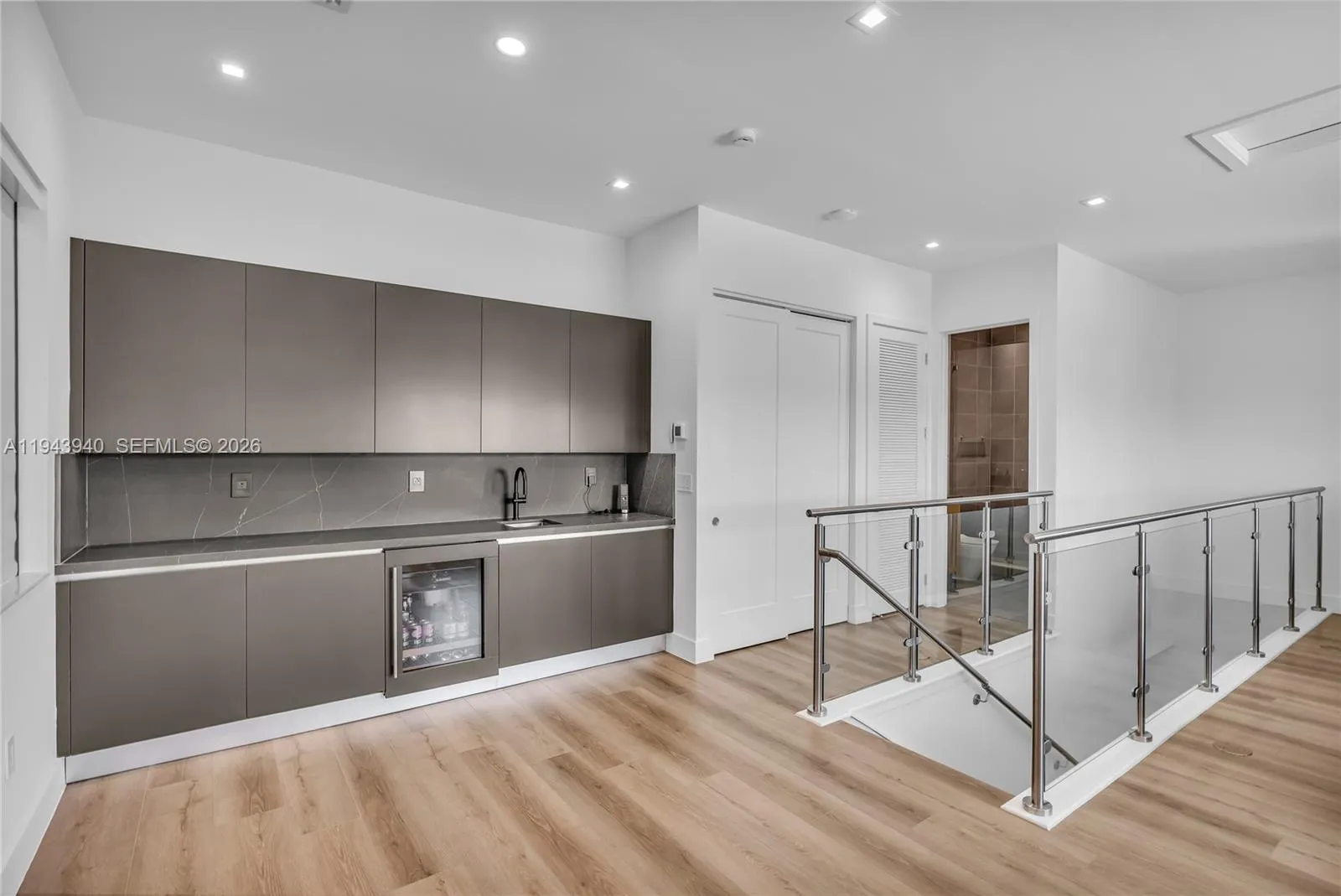 5765 Sw 104th Ter, Cooper City, Florida 33328, Cooper City, Florida 33328, 5 Bedrooms Bedrooms, ,6 BathroomsBathrooms,Residential,For Sale,5765 Sw 104th Ter, Cooper City, Florida 33328,A11943940