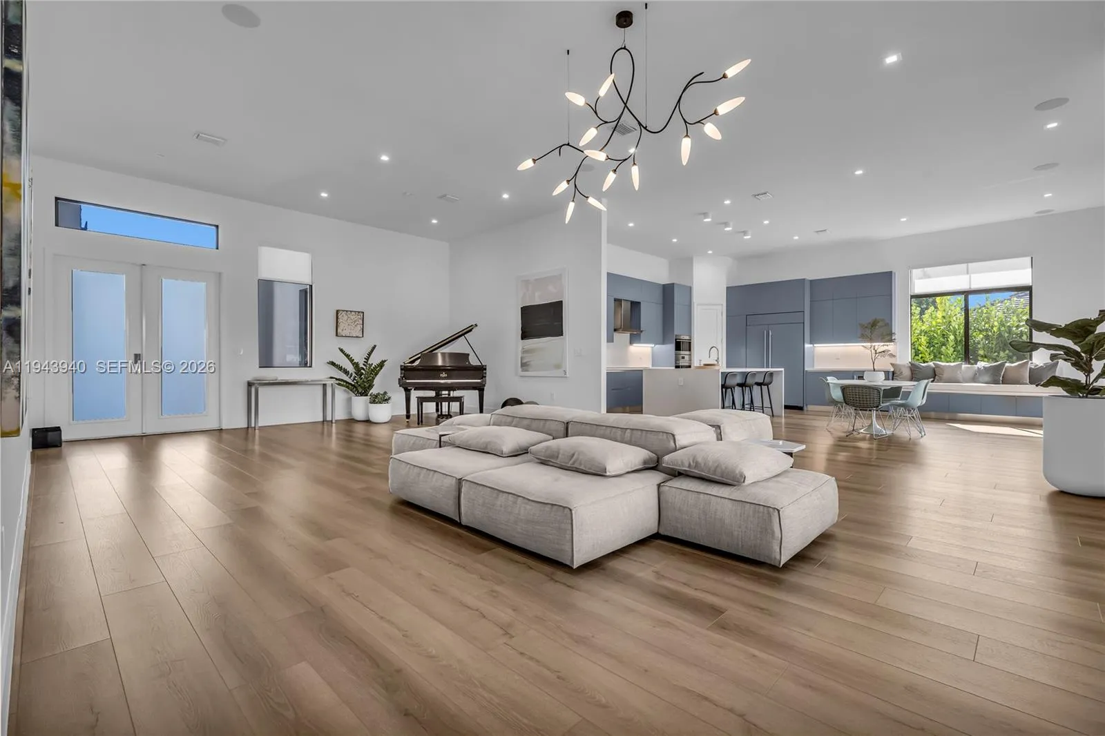 5765 Sw 104th Ter, Cooper City, Florida 33328, Cooper City, Florida 33328, 5 Bedrooms Bedrooms, ,6 BathroomsBathrooms,Residential,For Sale,5765 Sw 104th Ter, Cooper City, Florida 33328,A11943940