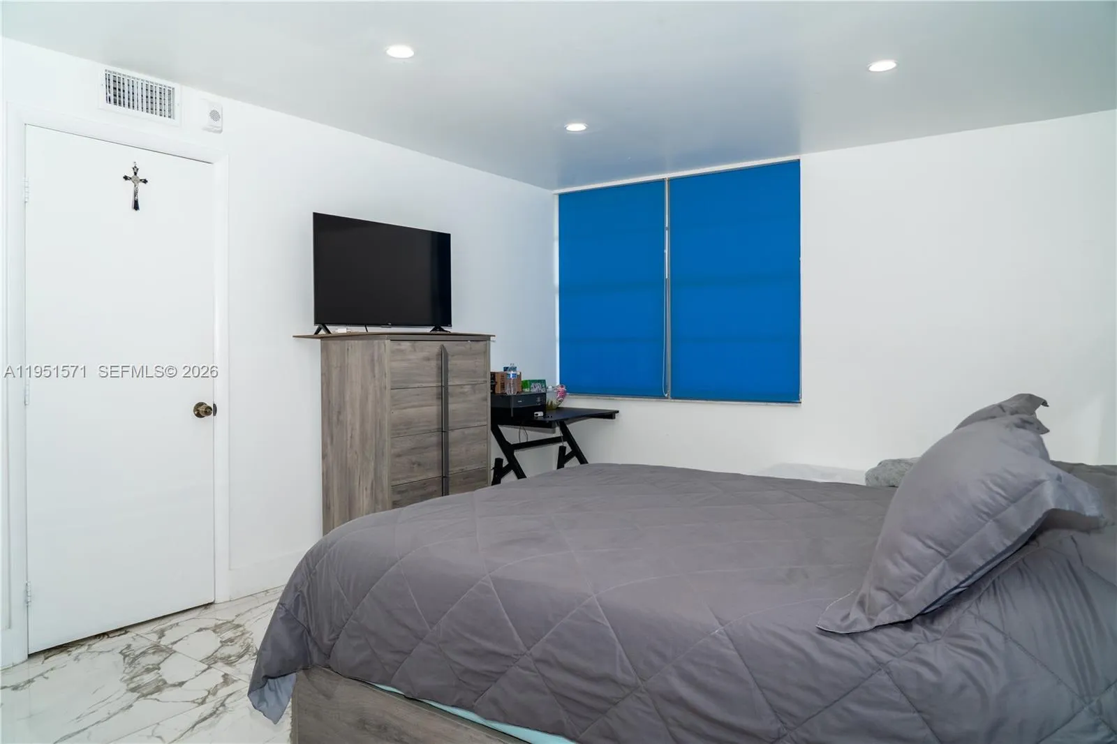 854 Nw 87th Ave 405, Miami, Florida 33172, Miami, Florida 33172, 2 Bedrooms Bedrooms, ,2 BathroomsBathrooms,Residential,For Sale,854 Nw 87th Ave 405, Miami, Florida 33172,A11951571