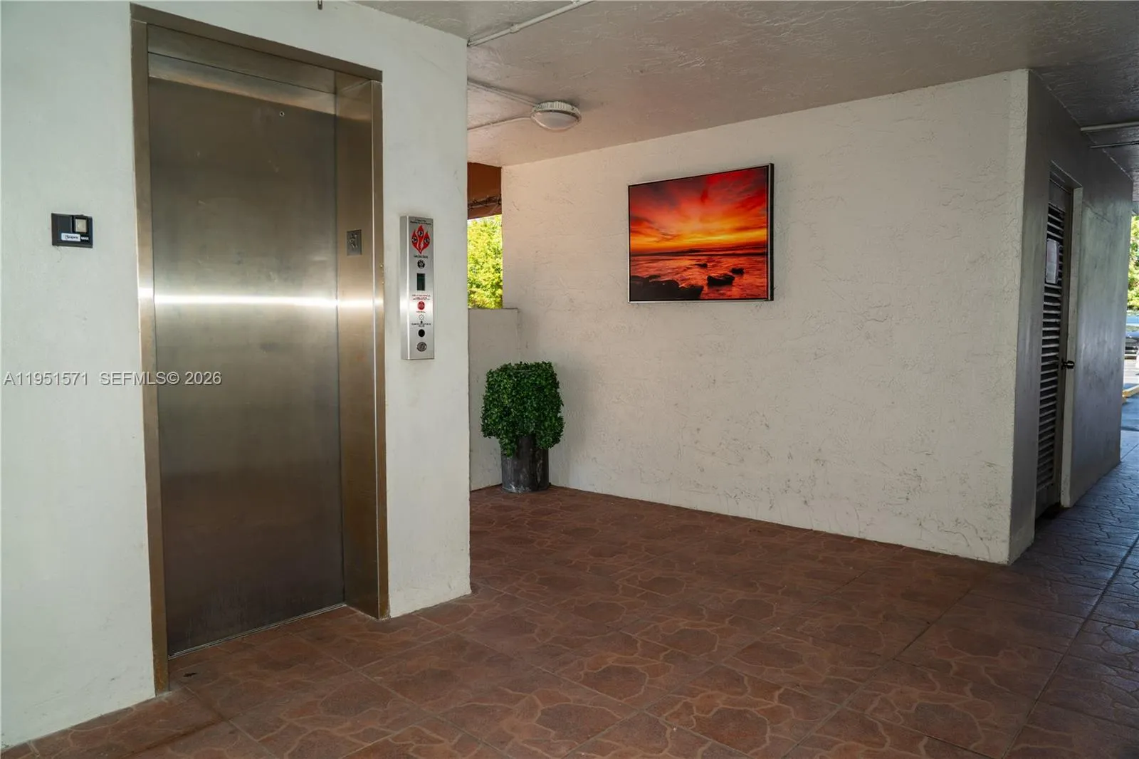 854 Nw 87th Ave 405, Miami, Florida 33172, Miami, Florida 33172, 2 Bedrooms Bedrooms, ,2 BathroomsBathrooms,Residential,For Sale,854 Nw 87th Ave 405, Miami, Florida 33172,A11951571