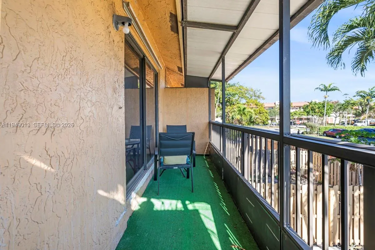 8009 Nw 29th St, Sunrise, Florida 33322, Sunrise, Florida 33322, 3 Bedrooms Bedrooms, ,2 BathroomsBathrooms,Residential,For Sale,8009 Nw 29th St, Sunrise, Florida 33322,A11949013