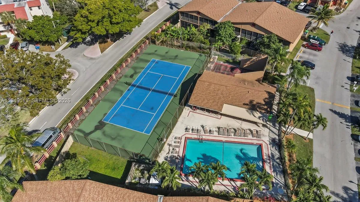 8009 Nw 29th St, Sunrise, Florida 33322, Sunrise, Florida 33322, 3 Bedrooms Bedrooms, ,2 BathroomsBathrooms,Residential,For Sale,8009 Nw 29th St, Sunrise, Florida 33322,A11949013