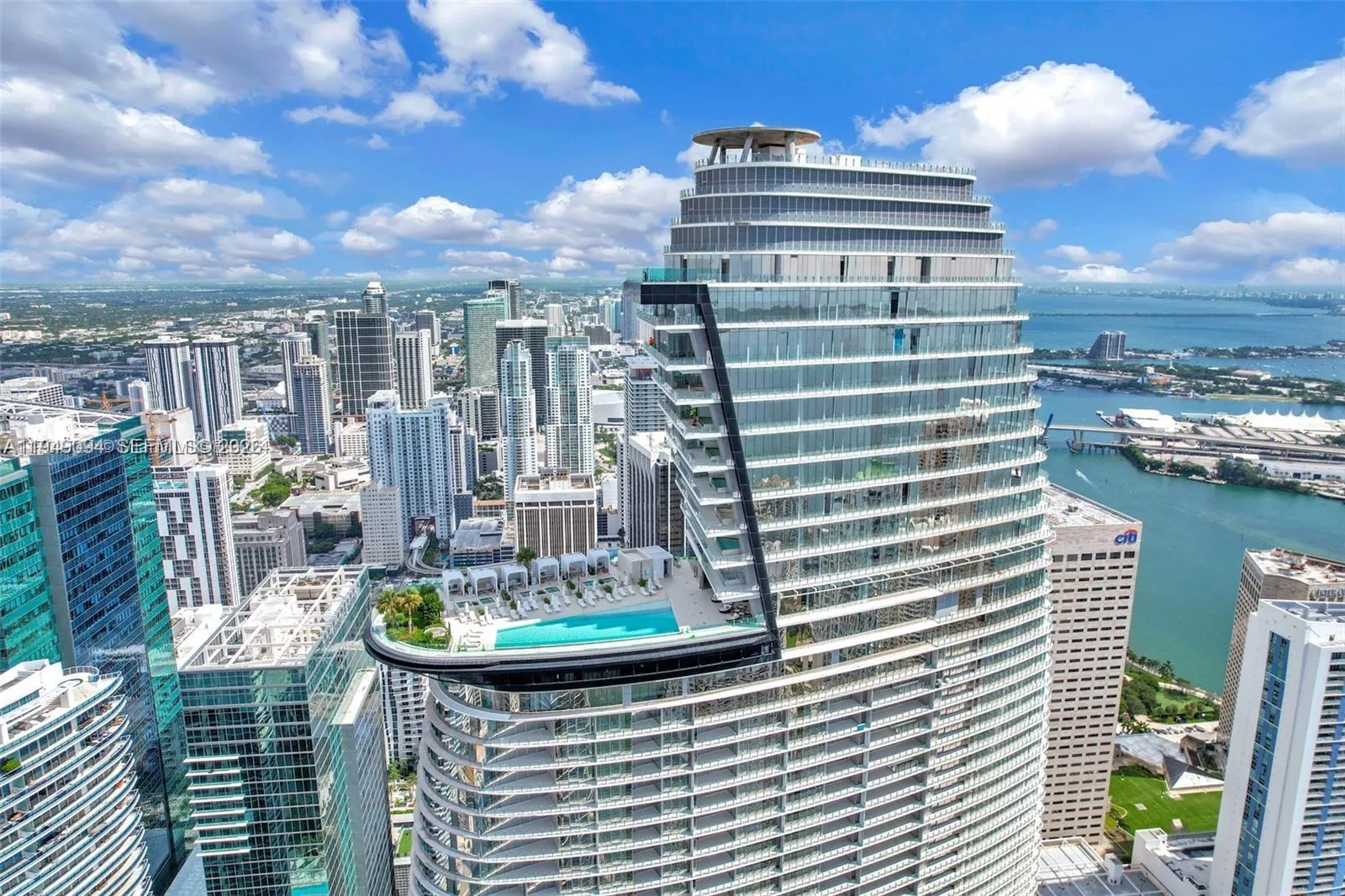 300 Biscayne Blvd Way 2308w, Miami, Florida 33131, Miami, Florida 33131, 1 Bedroom Bedrooms, ,1 BathroomBathrooms,Residential Lease,For Rent,300 Biscayne Blvd Way 2308w, Miami, Florida 33131,A11949094