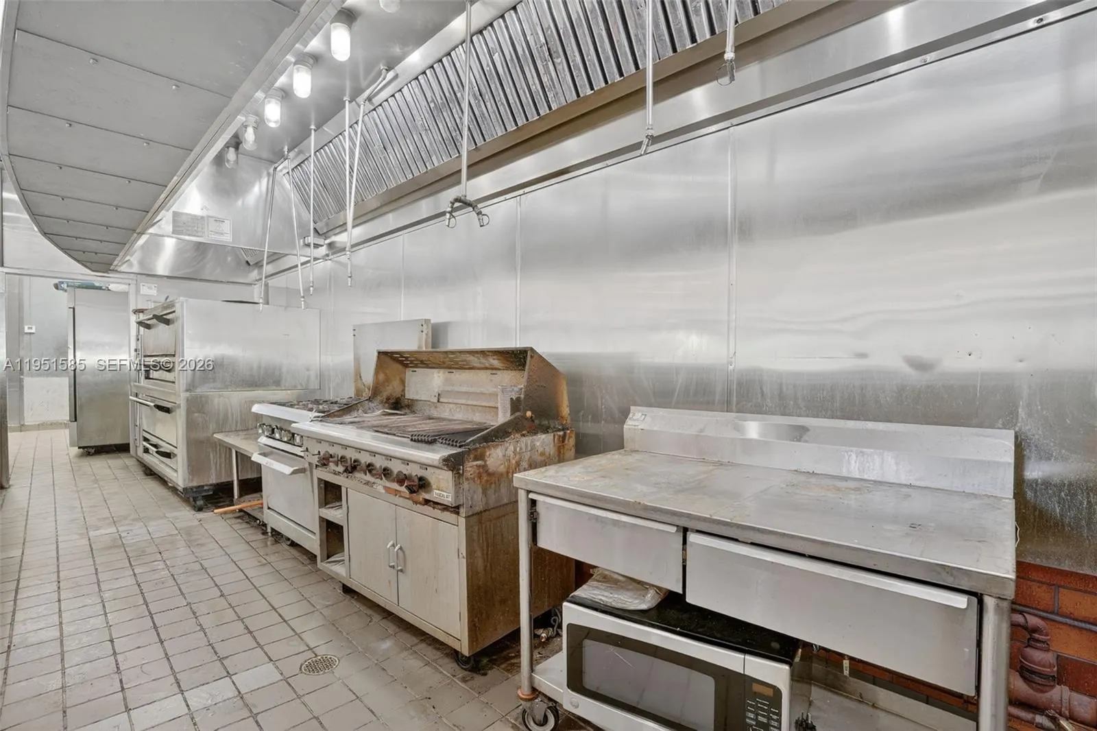 522 Turnkey Restaurant & Bar For Rent Prime Pl, Plantation, Florida 33324, ,Commercial Lease,For Rent,522 Turnkey Restaurant & Bar For Rent Prime Pl,A11951585