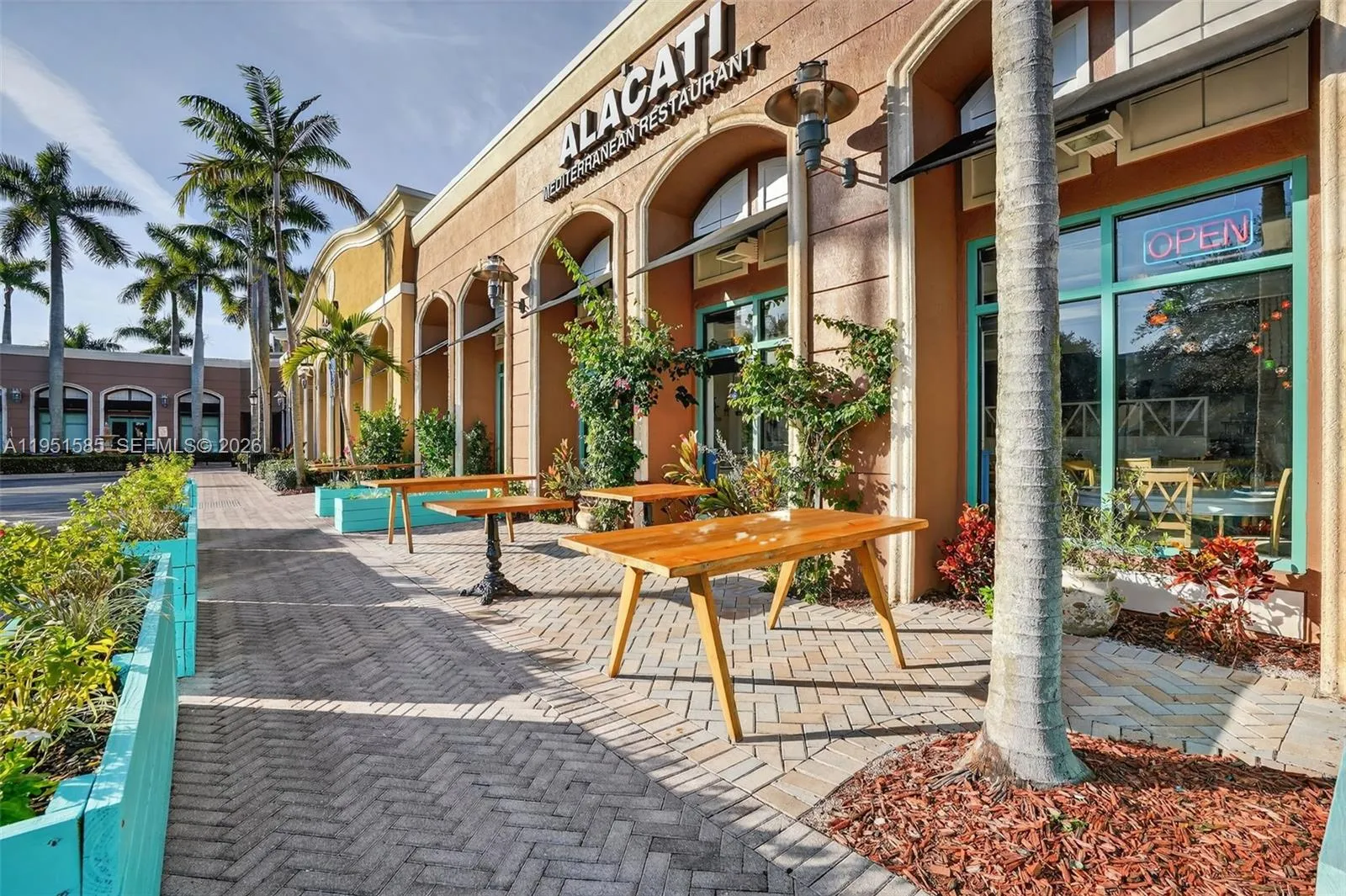 522 Turnkey Restaurant & Bar For Rent Prime Pl, Plantation, Florida 33324, ,Commercial Lease,For Rent,522 Turnkey Restaurant & Bar For Rent Prime Pl,A11951585