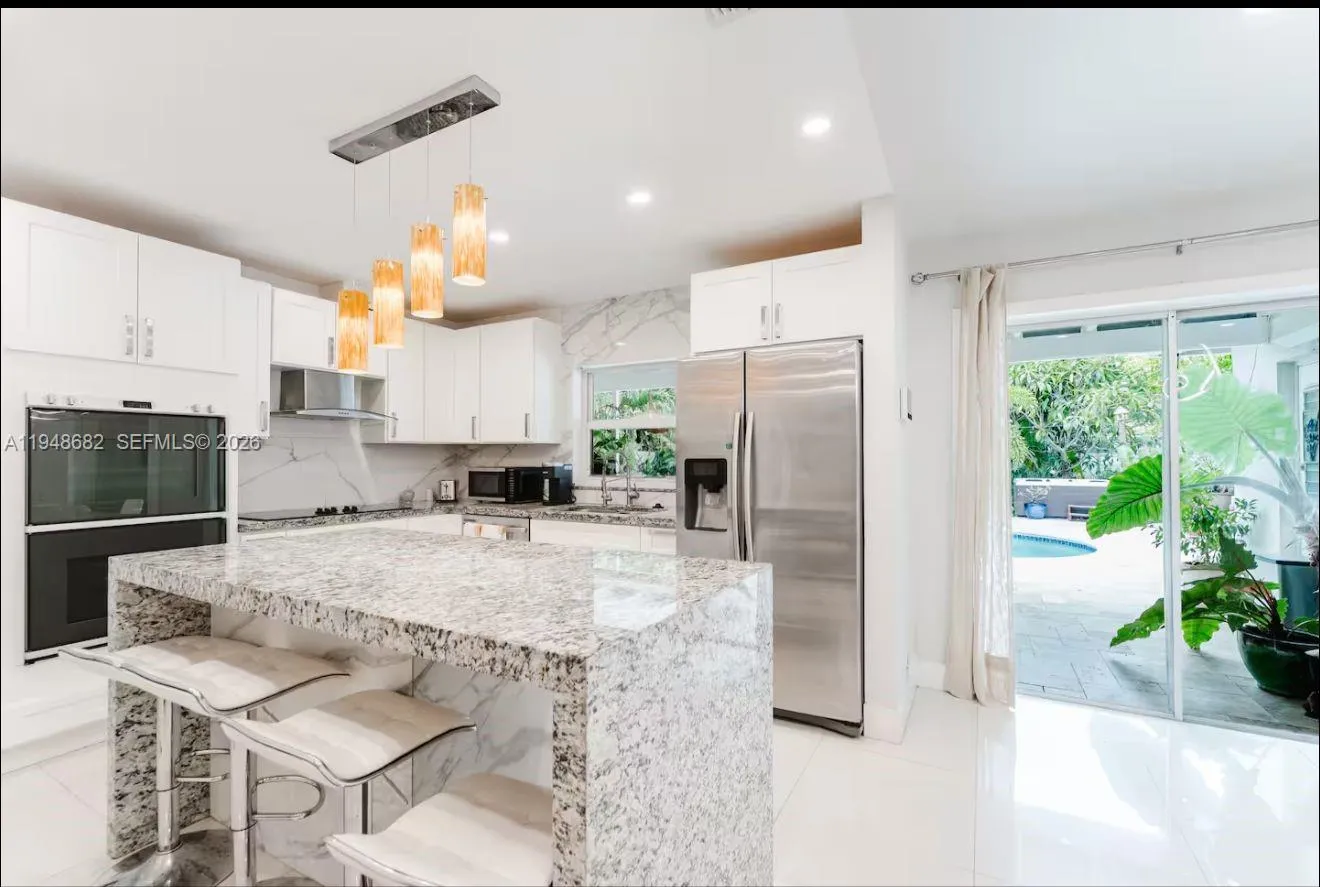 4017 Monroe St 0, Hollywood, Florida 33021, Hollywood, Florida 33021, 4 Bedrooms Bedrooms, ,2 BathroomsBathrooms,Residential Lease,For Rent,4017 Monroe St 0, Hollywood, Florida 33021,A11948682
