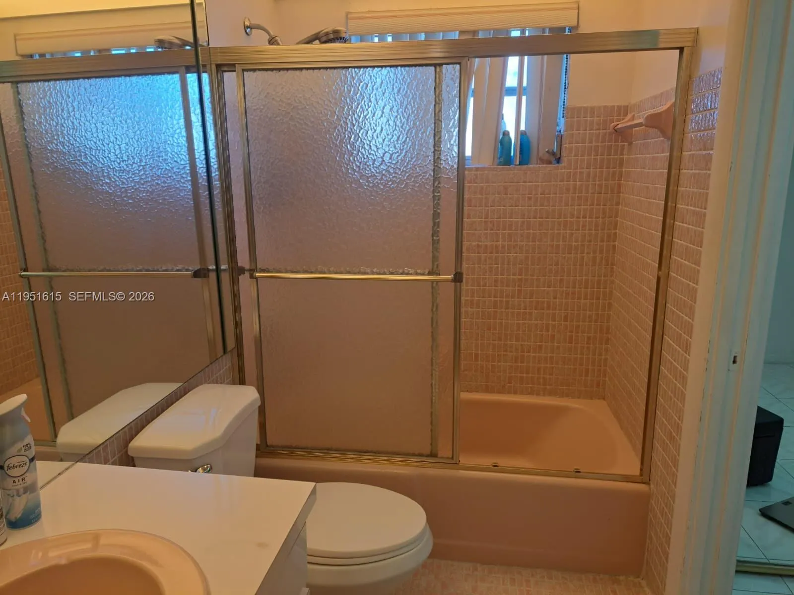 330 Se 2nd St 305h, Hallandale Beach, Florida 3300, Hallandale Beach, Florida 33009, 2 Bedrooms Bedrooms, ,2 BathroomsBathrooms,Residential Lease,For Rent,330 Se 2nd St 305h, Hallandale Beach, Florida 3300,A11951615