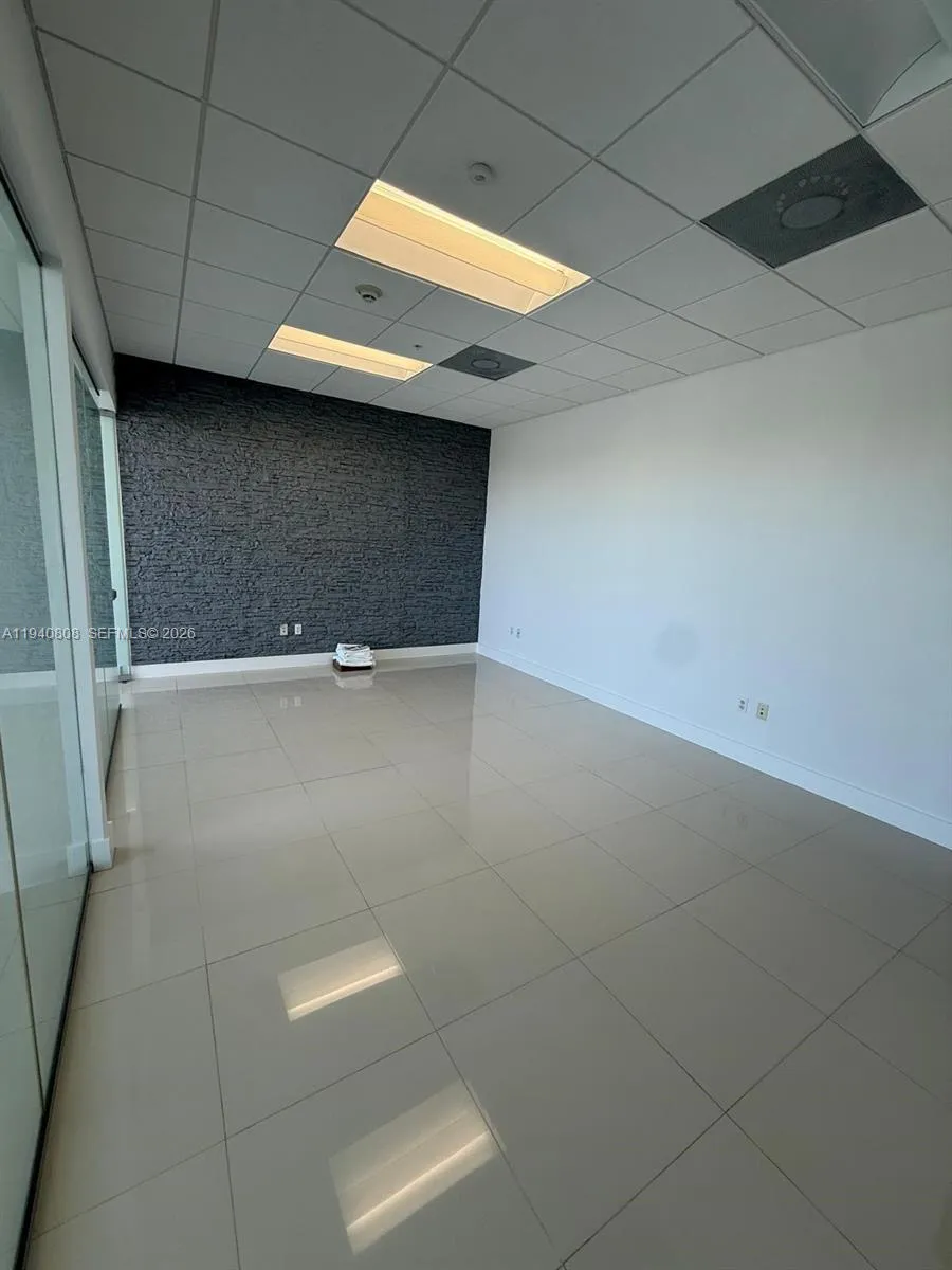 20200 Dixie Hwy 805b, Aventura, Florida 33180, Aventura, Florida 33180, ,Commercial Lease,For Rent,20200 Dixie Hwy 805b, Aventura, Florida 33180,A11940808