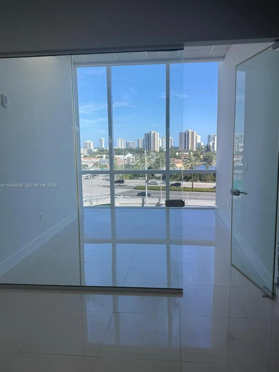 20200 Dixie Hwy 805b, Aventura, Florida 33180, Aventura, Florida 33180, ,Commercial Lease,For Rent,20200 Dixie Hwy 805b, Aventura, Florida 33180,A11940808