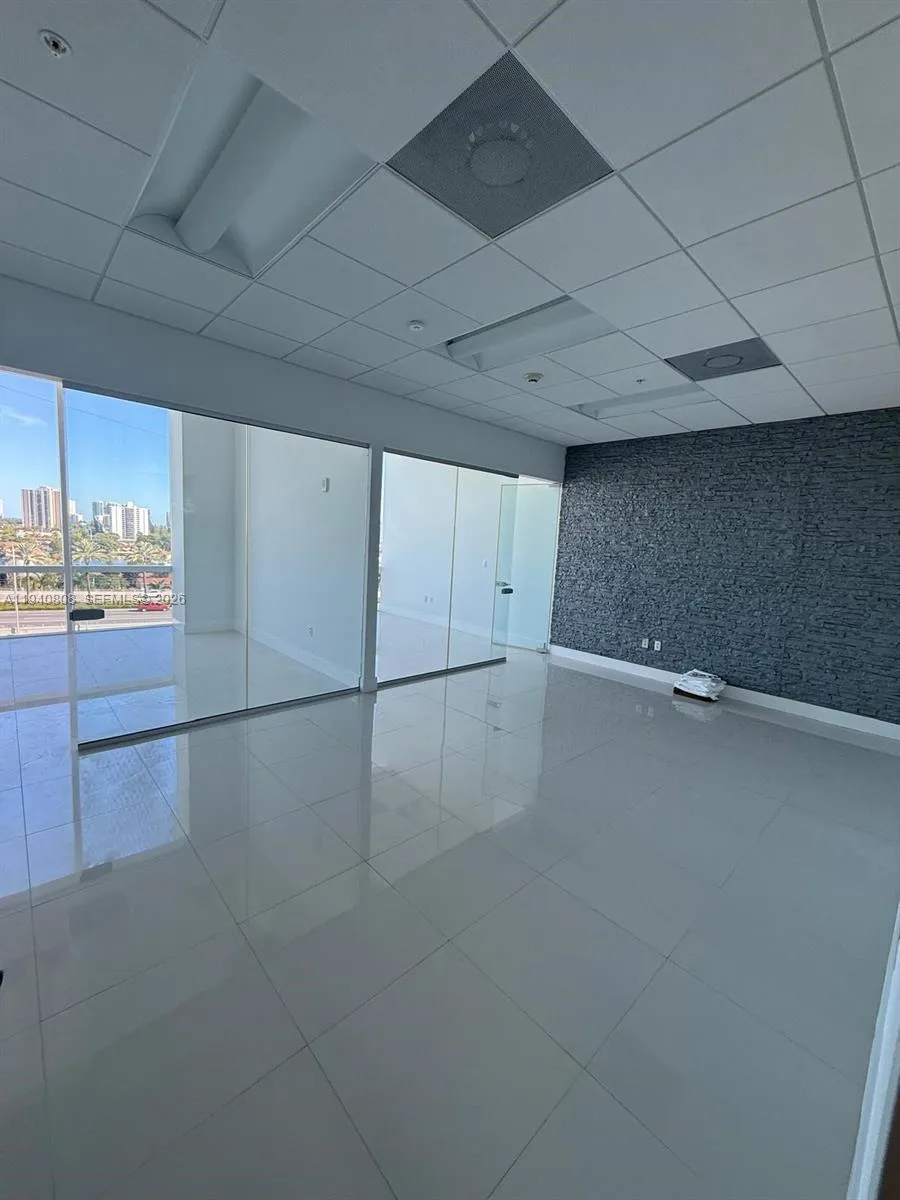 20200 Dixie Hwy 805b, Aventura, Florida 33180, Aventura, Florida 33180, ,Commercial Lease,For Rent,20200 Dixie Hwy 805b, Aventura, Florida 33180,A11940808