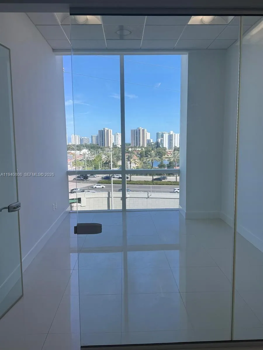 20200 Dixie Hwy 805b, Aventura, Florida 33180, Aventura, Florida 33180, ,Commercial Lease,For Rent,20200 Dixie Hwy 805b, Aventura, Florida 33180,A11940808