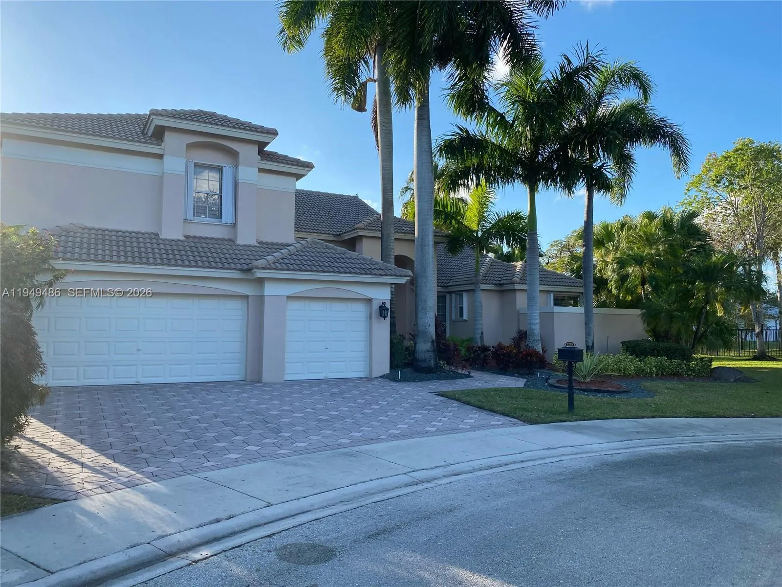 3279 Huntington, Weston, Florida 33332, Weston, Florida 33332, 4 Bedrooms Bedrooms, ,3 BathroomsBathrooms,Residential Lease,For Rent,3279 Huntington, Weston, Florida 33332,A11949486