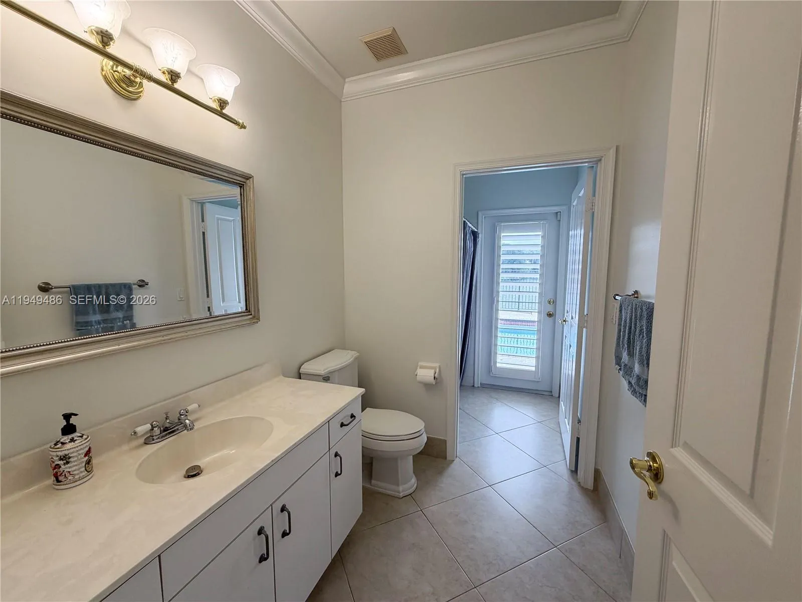 3279 Huntington, Weston, Florida 33332, Weston, Florida 33332, 4 Bedrooms Bedrooms, ,3 BathroomsBathrooms,Residential Lease,For Rent,3279 Huntington, Weston, Florida 33332,A11949486