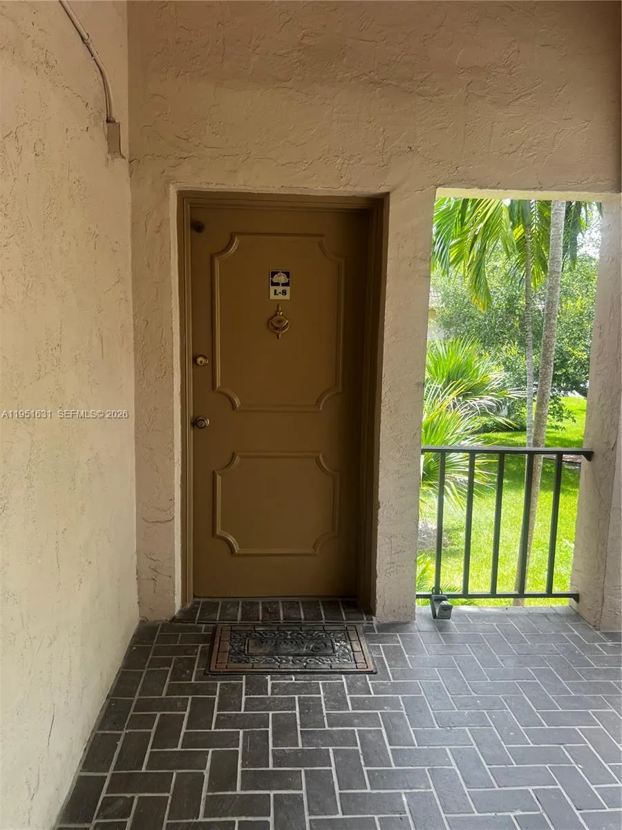9402 Sw 77th Ave L8, Miami, Florida 33156, Miami, Florida 33156, 1 Bedroom Bedrooms, ,1 BathroomBathrooms,Residential,For Sale,9402 Sw 77th Ave L8, Miami, Florida 33156,A11951631