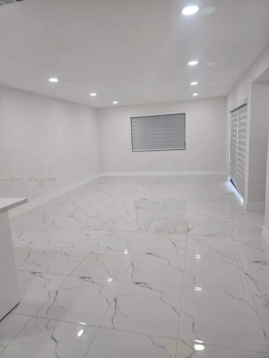 9402 Sw 77th Ave L8, Miami, Florida 33156, Miami, Florida 33156, 1 Bedroom Bedrooms, ,1 BathroomBathrooms,Residential,For Sale,9402 Sw 77th Ave L8, Miami, Florida 33156,A11951631