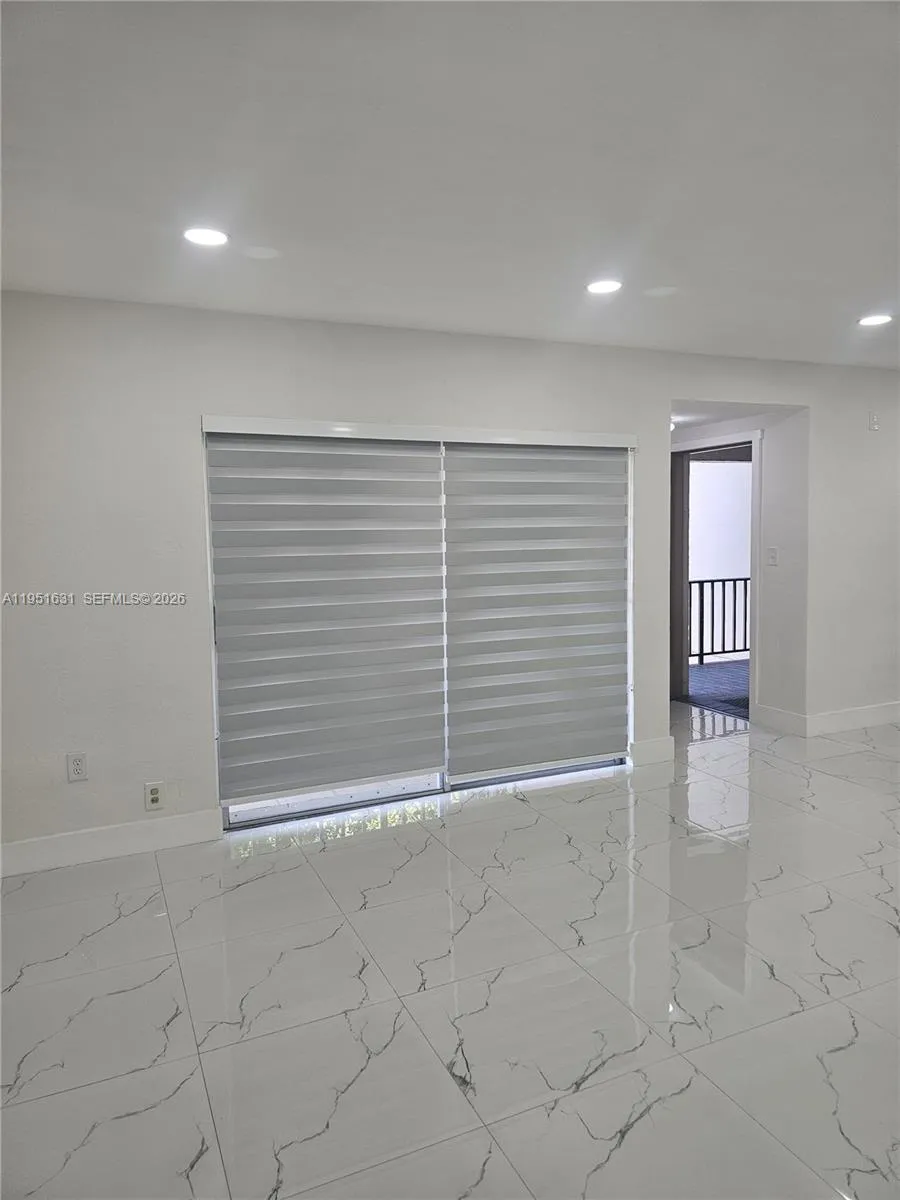 9402 Sw 77th Ave L8, Miami, Florida 33156, Miami, Florida 33156, 1 Bedroom Bedrooms, ,1 BathroomBathrooms,Residential,For Sale,9402 Sw 77th Ave L8, Miami, Florida 33156,A11951631