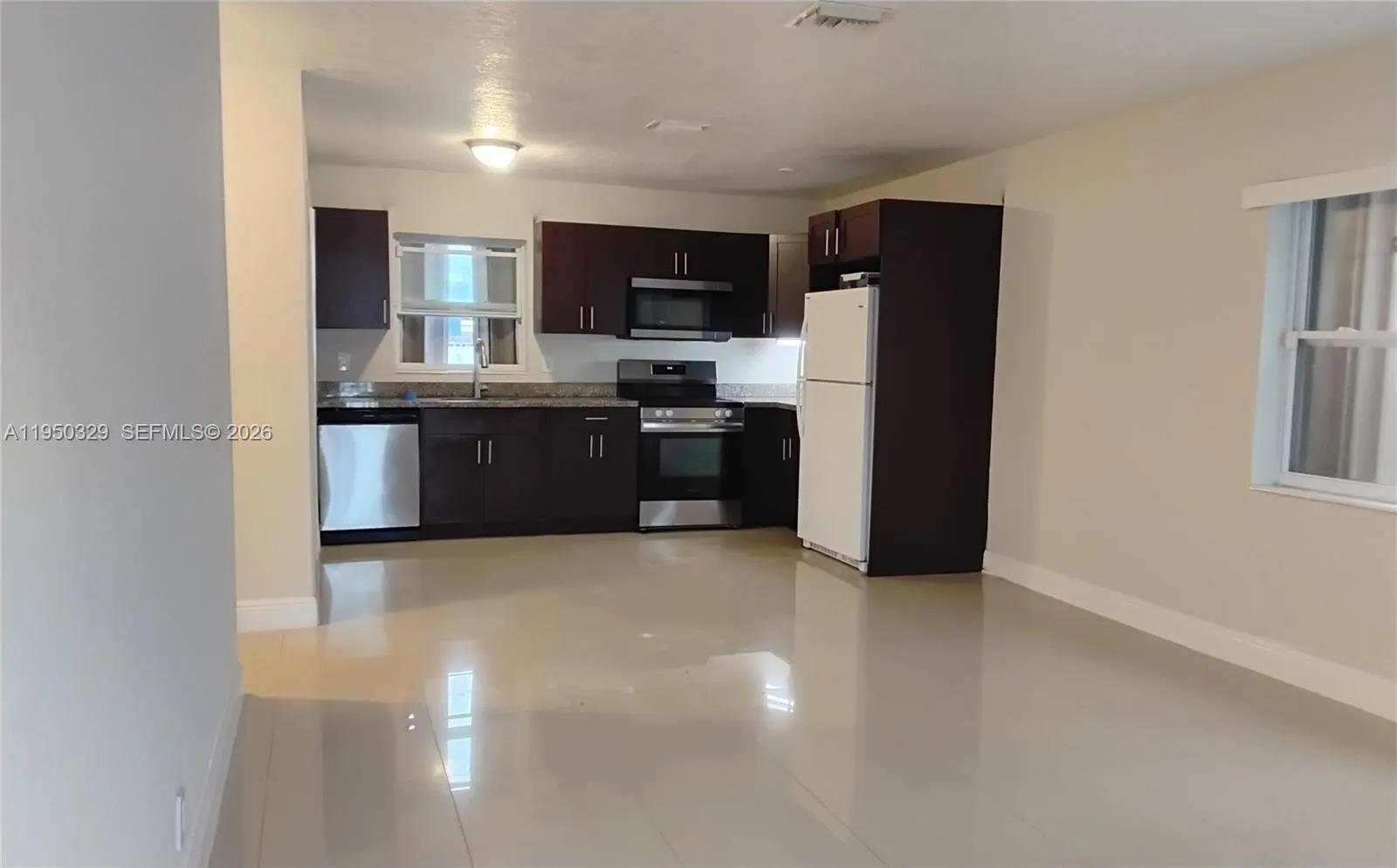 525 Nw 15th Ter, Fort Lauderdale, Florida 33311, Fort Lauderdale, Florida 33311, 3 Bedrooms Bedrooms, ,2 BathroomsBathrooms,Residential,For Sale,525 Nw 15th Ter, Fort Lauderdale, Florida 33311,A11950329