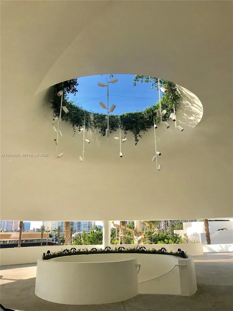 Valet Porte Cochere