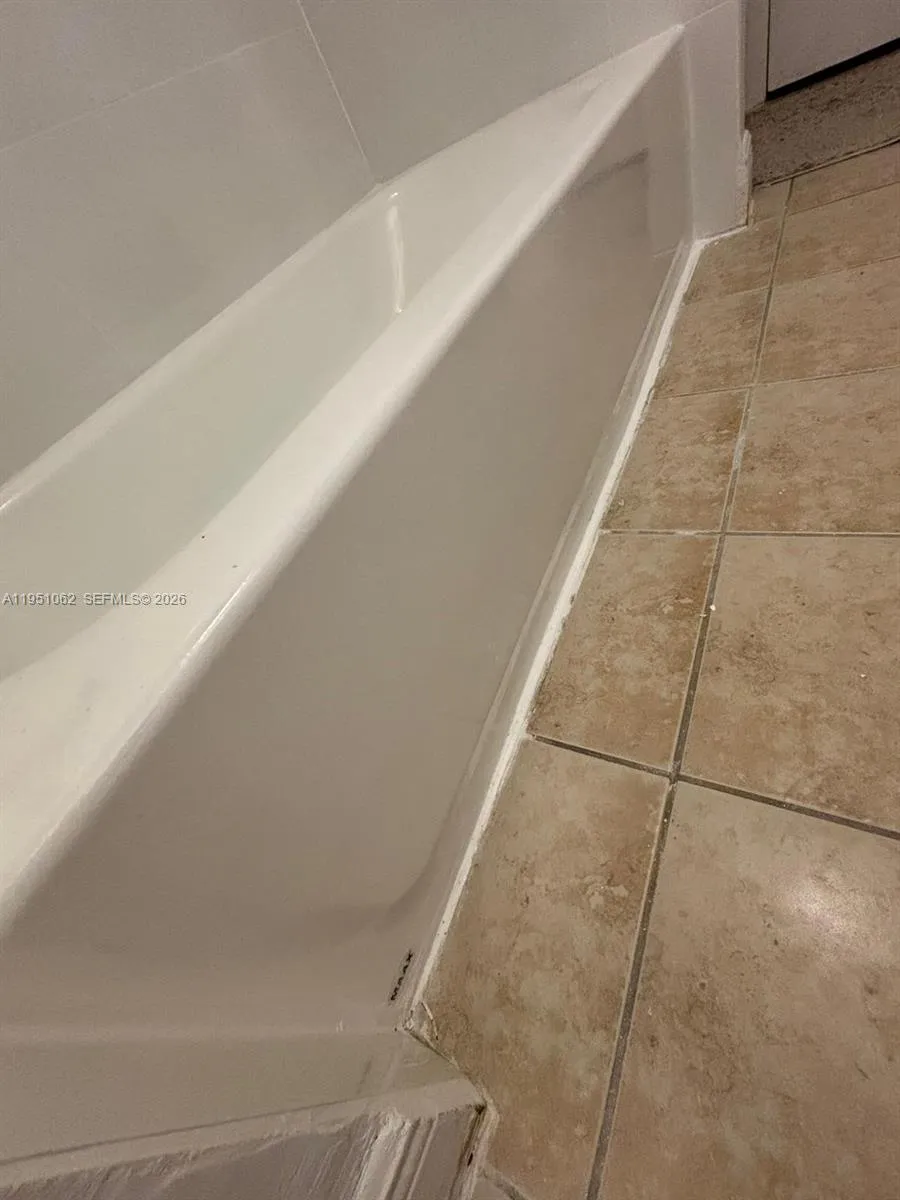 1235 Sw 46th Ave 711, Pompano Beach, Florida 33069, Pompano Beach, Florida 33069, 2 Bedrooms Bedrooms, ,1 BathroomBathrooms,Residential Lease,For Rent,1235 Sw 46th Ave 711, Pompano Beach, Florida 33069,A11951062