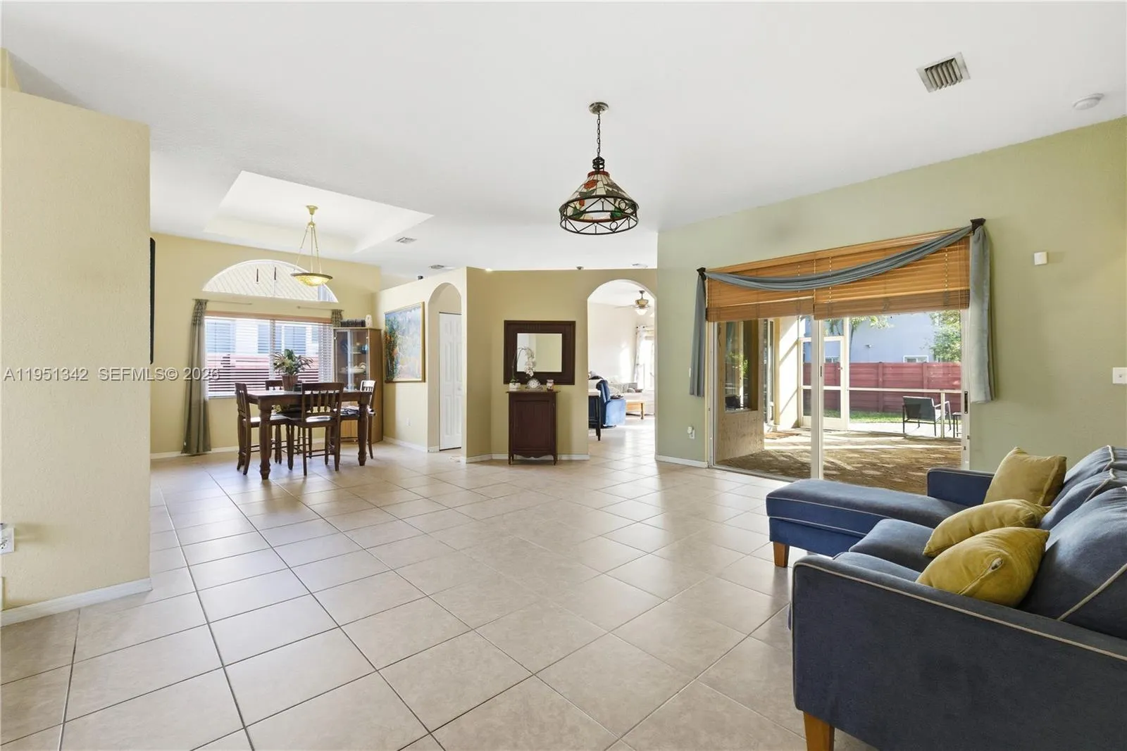 2243 Se 14th Cir, Homestead, Florida 33035, Homestead, Florida 33035, 4 Bedrooms Bedrooms, ,2 BathroomsBathrooms,Residential,For Sale,2243 Se 14th Cir, Homestead, Florida 33035,A11951342