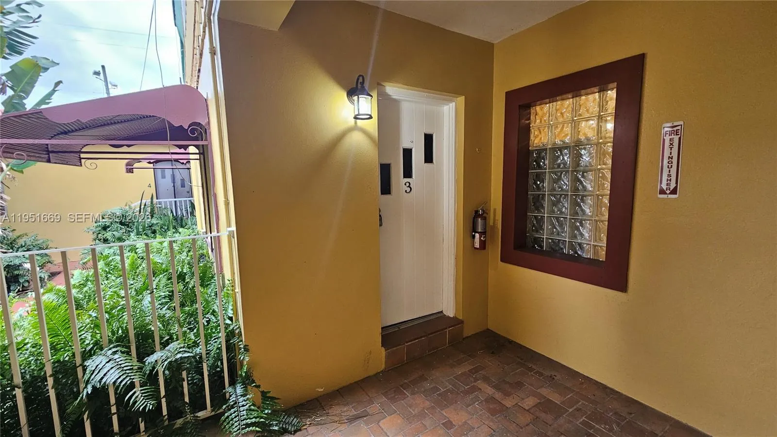 1848 Madison St 3, Hollywood, Florida 33020, Hollywood, Florida 33020, 1 Bedroom Bedrooms, ,1 BathroomBathrooms,Residential Lease,For Rent,1848 Madison St 3, Hollywood, Florida 33020,A11951669