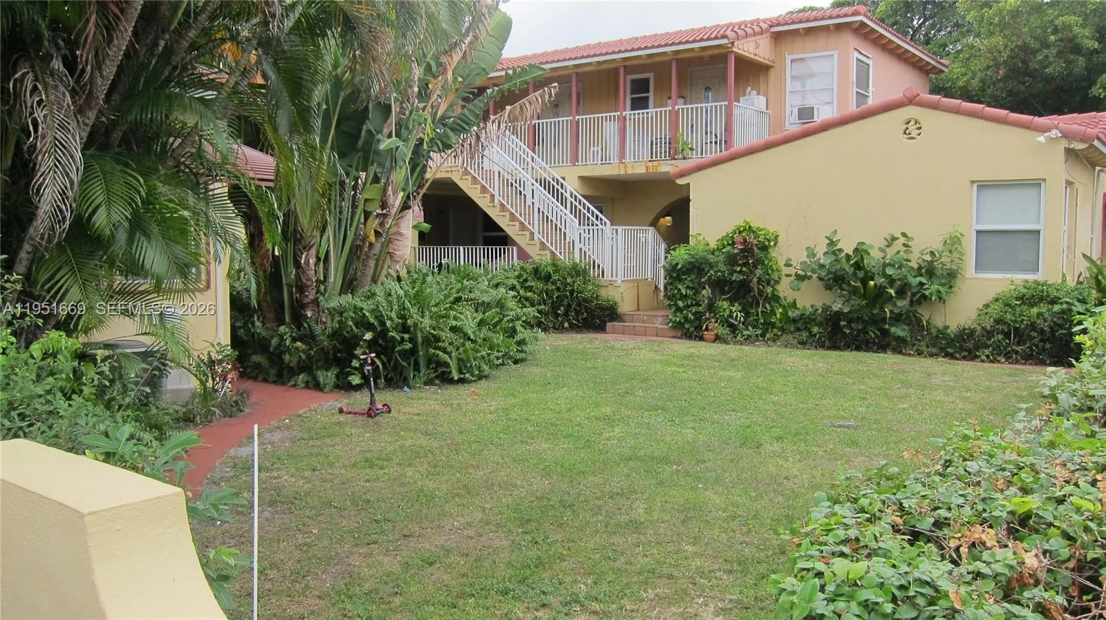 1848 Madison St 3, Hollywood, Florida 33020, Hollywood, Florida 33020, 1 Bedroom Bedrooms, ,1 BathroomBathrooms,Residential Lease,For Rent,1848 Madison St 3, Hollywood, Florida 33020,A11951669