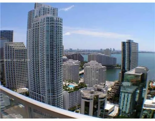 1050 Brickell Ave 3008, Miami, Florida 33131, Miami, Florida 33131, 1 Bedroom Bedrooms, ,1 BathroomBathrooms,Residential Lease,For Rent,1050 Brickell Ave 3008, Miami, Florida 33131,A11951682