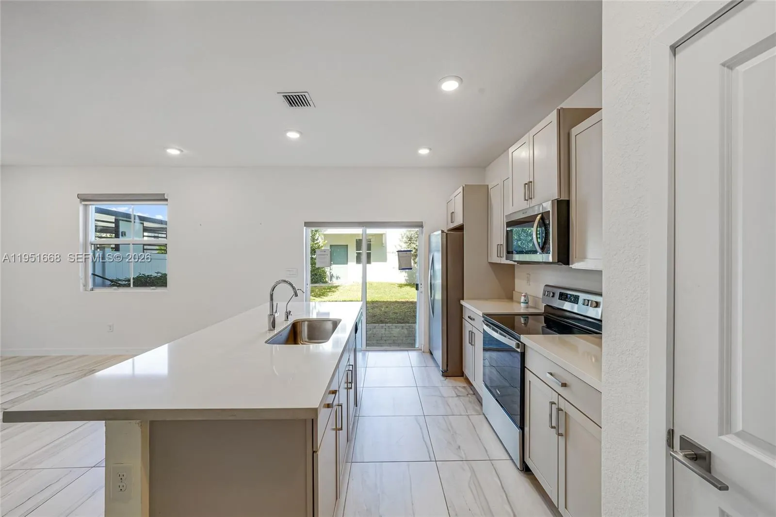 767 Se 18th St, Homestead, Florida 33034, Homestead, Florida 33034, 3 Bedrooms Bedrooms, ,2 BathroomsBathrooms,Residential,For Sale,767 Se 18th St, Homestead, Florida 33034,A11951668