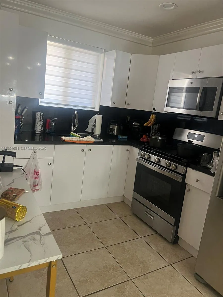 201 Sw 51st Ct, Miami, Florida 33134, Miami, Florida 33134, 8 Bedrooms Bedrooms, ,6 BathroomsBathrooms,Residential,For Sale,201 Sw 51st Ct, Miami, Florida 33134,A11951694