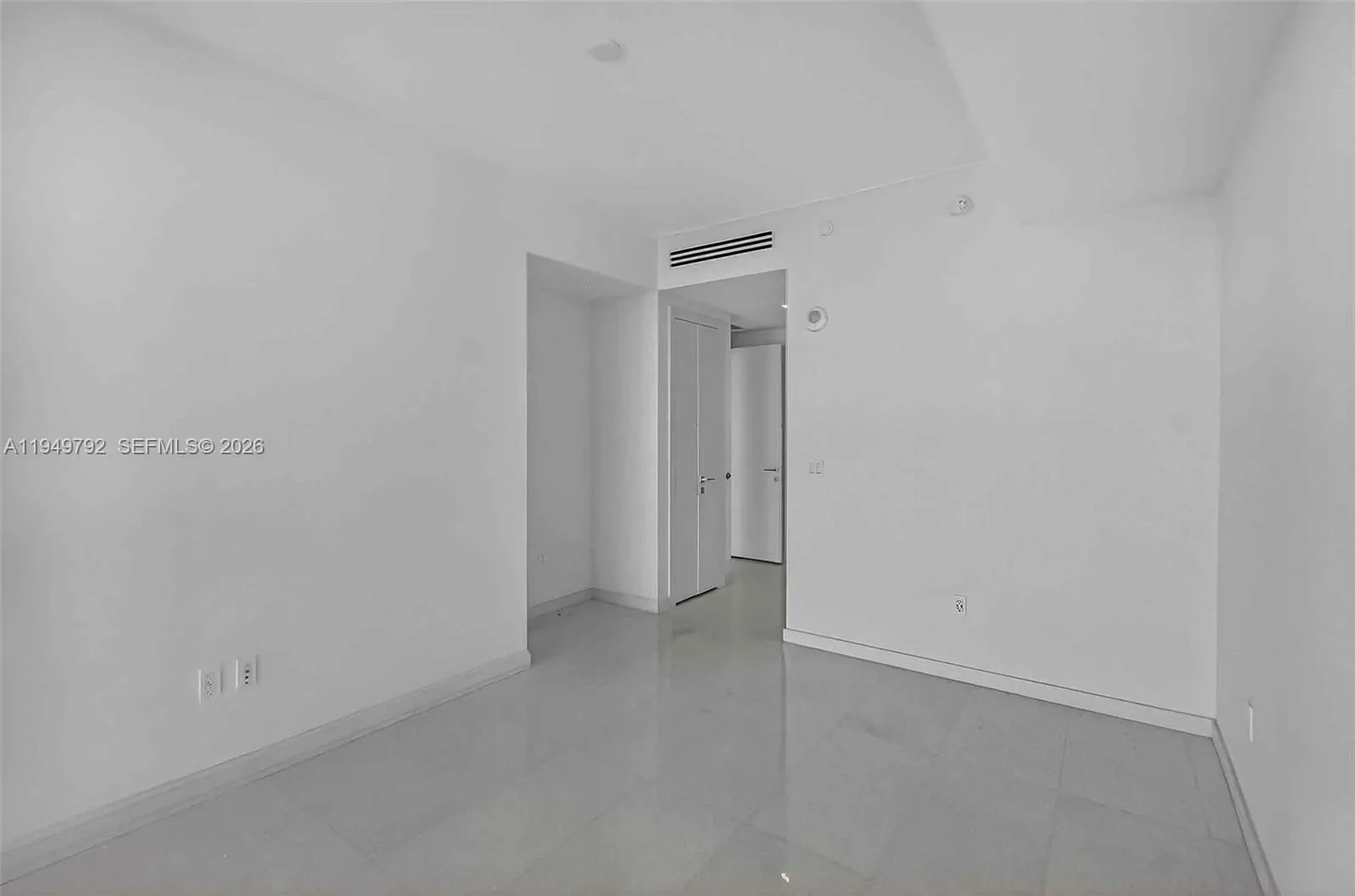 300 N Biscayne Boulevard Way 4809w, Miami, Florida, Miami, Florida 33131, 2 Bedrooms Bedrooms, ,2 BathroomsBathrooms,Residential,For Sale,300 N Biscayne Boulevard Way 4809w, Miami, Florida,A11949792