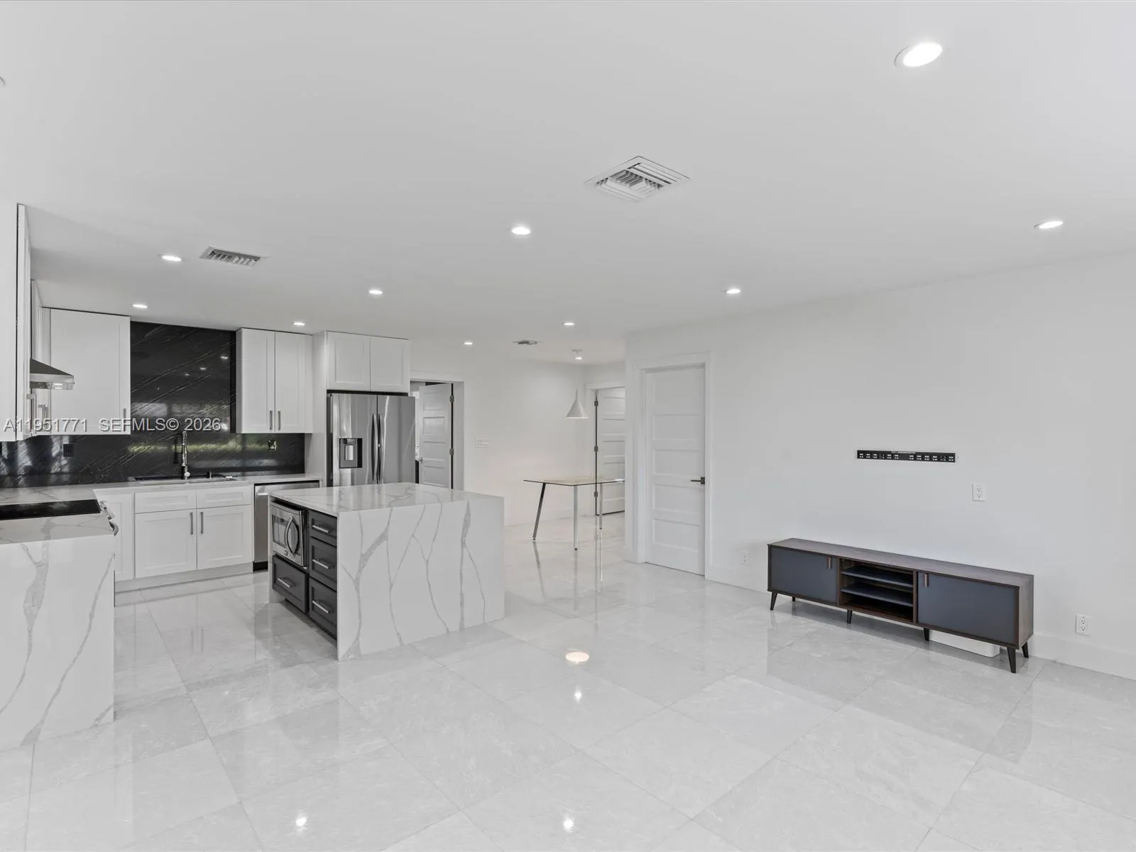 2014 N 31st Ct, Hollywood, Florida 33021, Hollywood, Florida 33021, 3 Bedrooms Bedrooms, ,2 BathroomsBathrooms,Residential,For Sale,2014 N 31st Ct, Hollywood, Florida 33021,A11951771